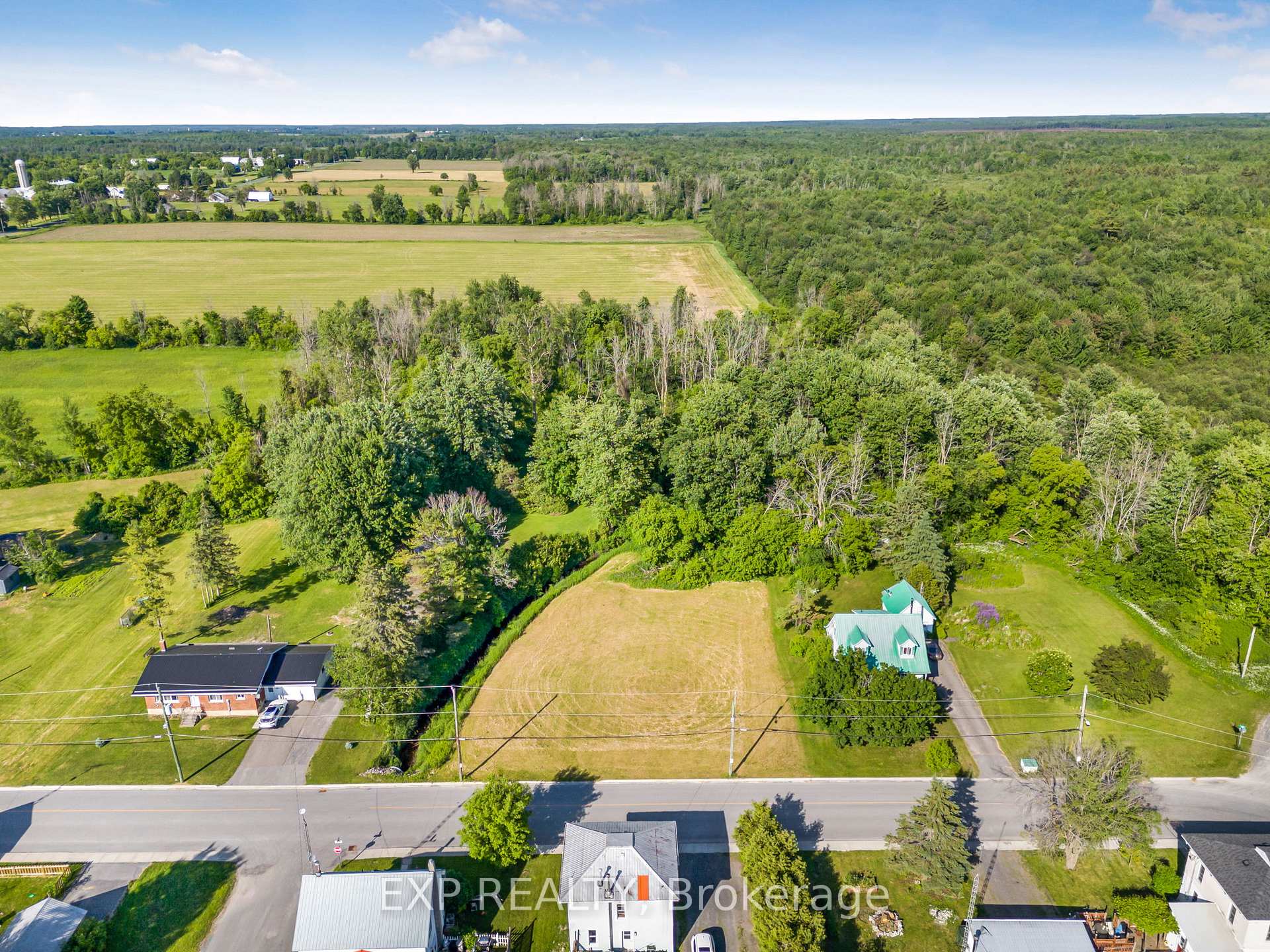 Photo 6 of 00 Main Street, South Stormont, South Stormont (Osnabruck) Twp — HOMEH