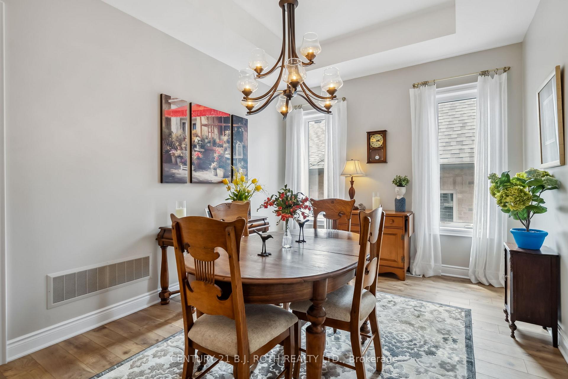 Photo 5 of 40 Glenhaven Court, Scugog, Port Perry — HOMEH