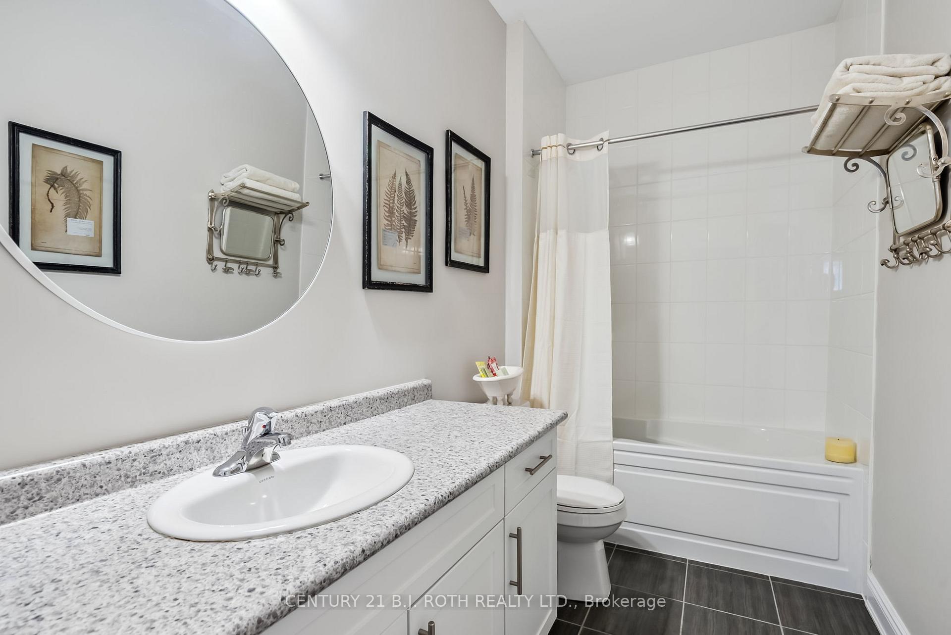 Photo 24 of 40 Glenhaven Court, Scugog, Port Perry — HOMEH