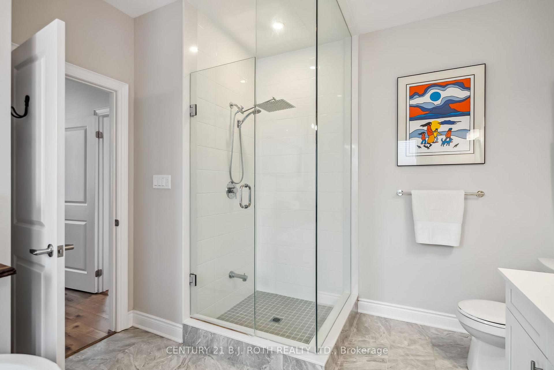Photo 30 of 40 Glenhaven Court, Scugog, Port Perry — HOMEH