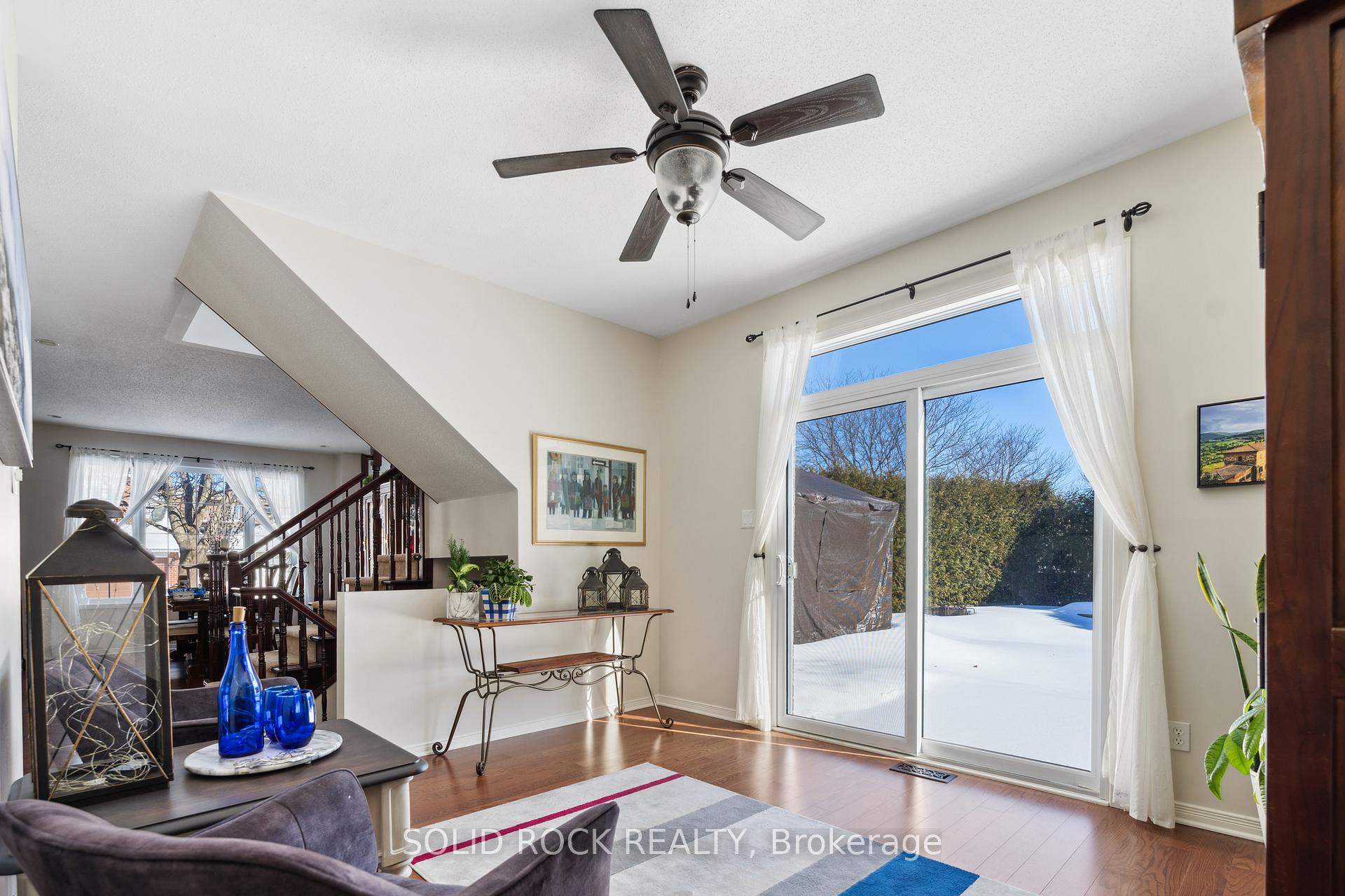 Photo 12 of 18 Manorgate Place, Ottawa, Craig Henry/Woodvale — HOMEH