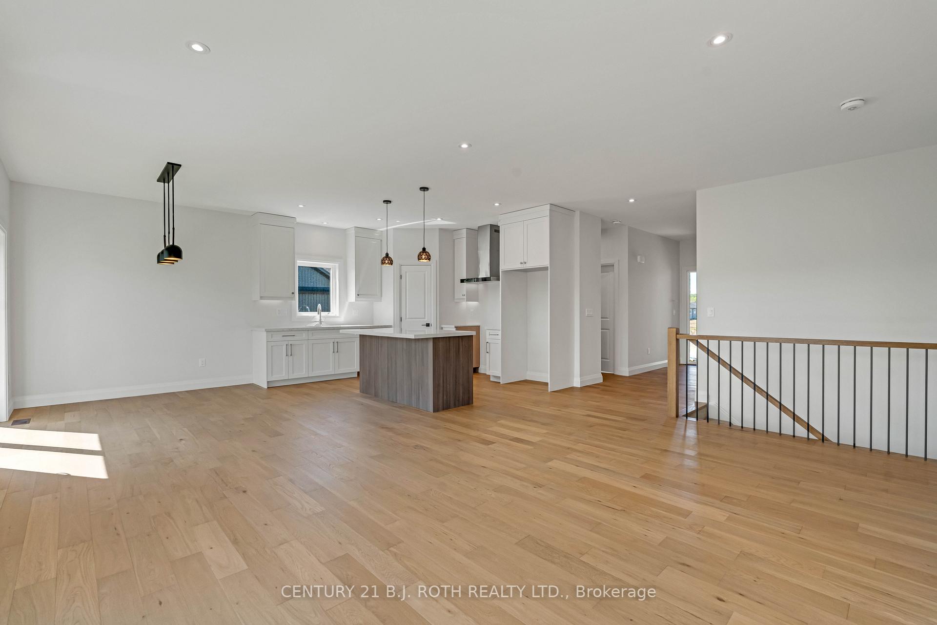 Photo 8 of 129 Brandon Avenue, Severn, Coldwater — HOMEH