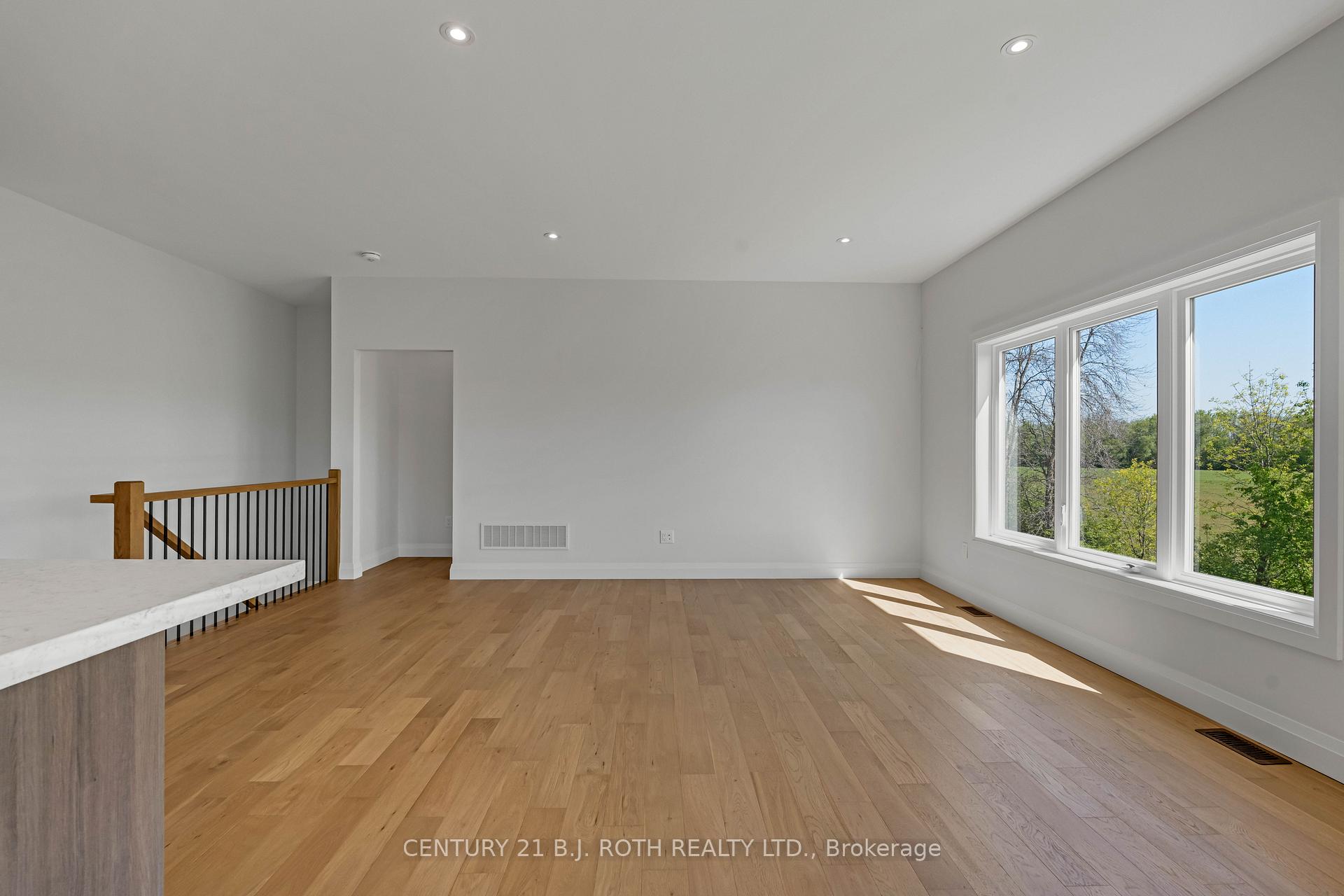 Photo 14 of 129 Brandon Avenue, Severn, Coldwater — HOMEH