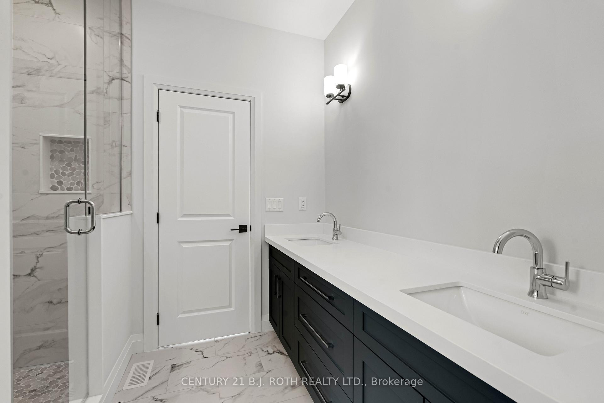 Photo 23 of 129 Brandon Avenue, Severn, Coldwater — HOMEH