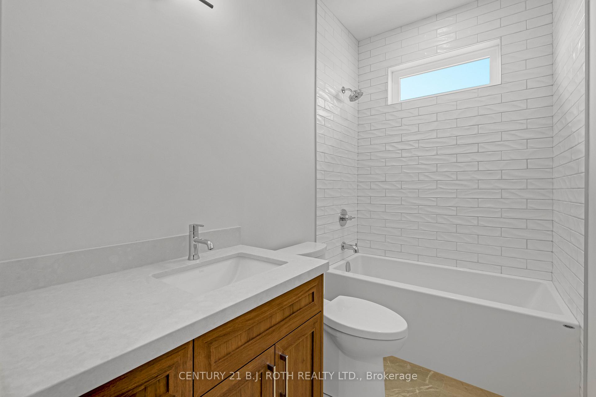 Photo 27 of 129 Brandon Avenue, Severn, Coldwater — HOMEH