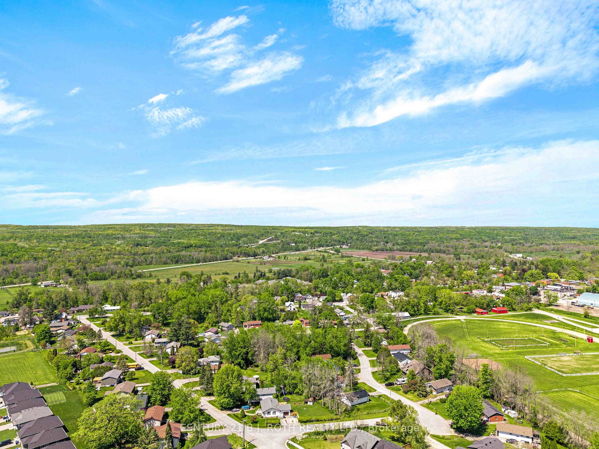 Photo 39 of 129 Brandon Avenue, Severn, Coldwater — HOMEH