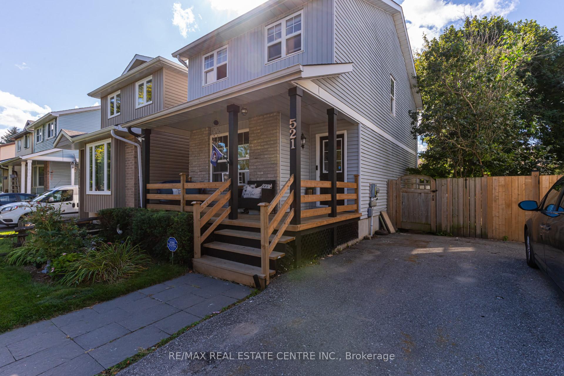 Photo 2 of 521 Pineview Gardens, Shelburne — HOMEH
