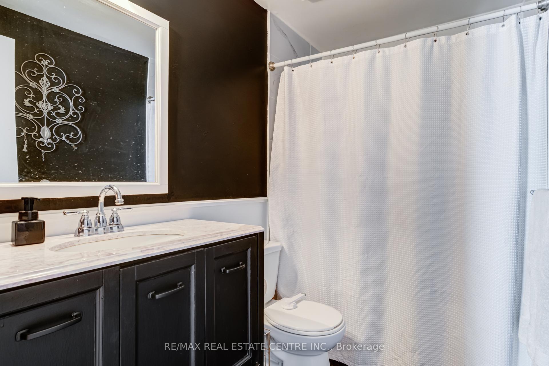 Photo 31 of 521 Pineview Gardens, Shelburne — HOMEH
