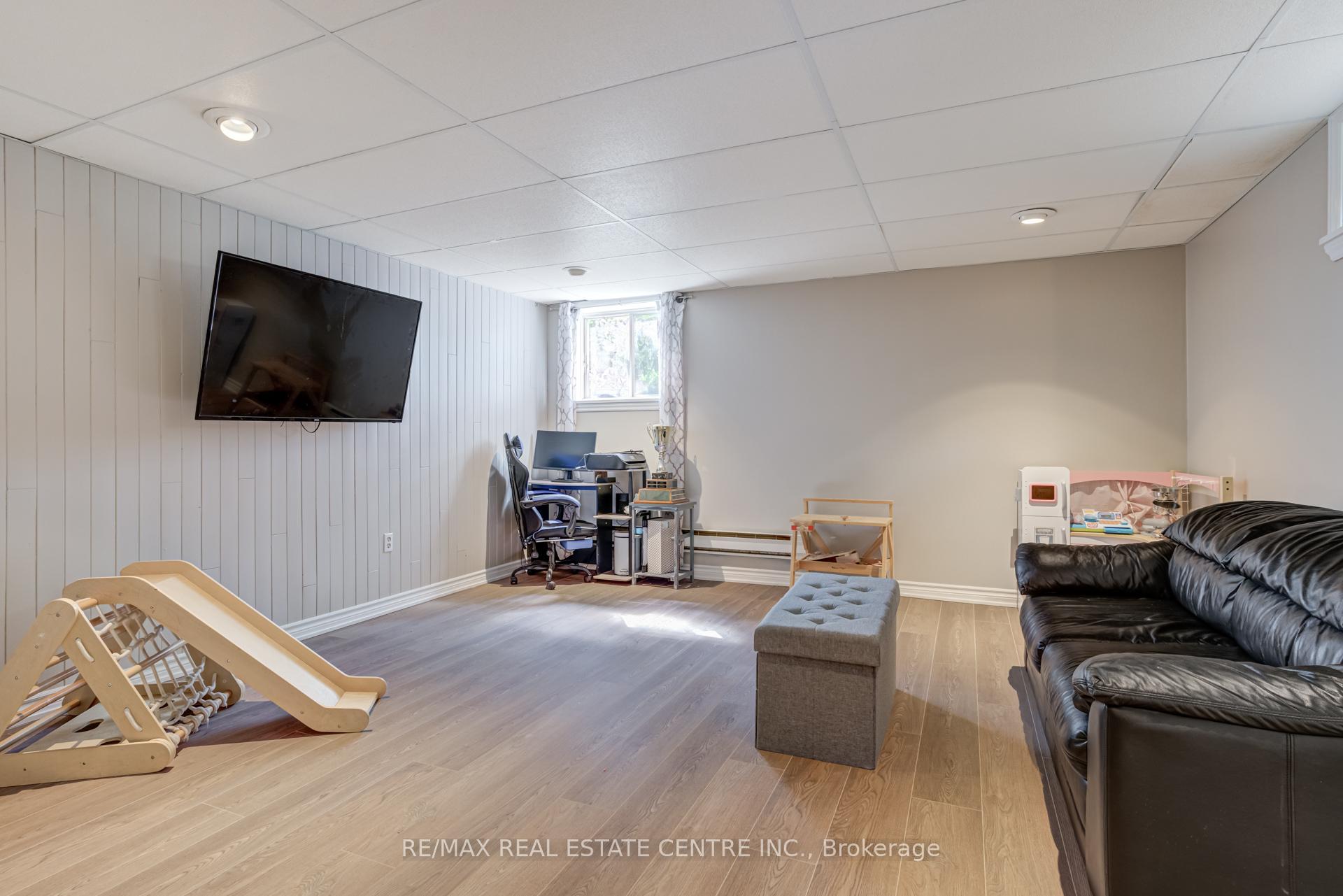 Photo 38 of 521 Pineview Gardens, Shelburne — HOMEH