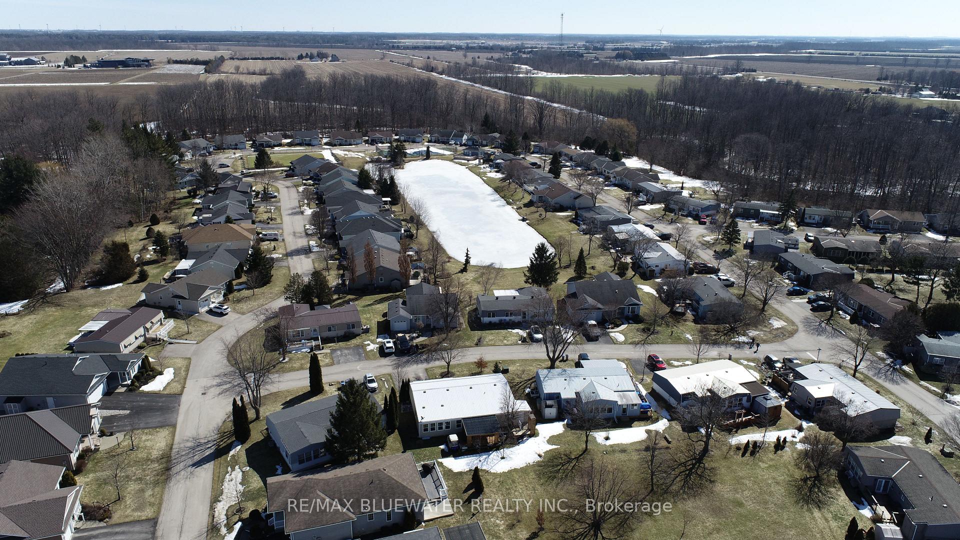 Photo 2 of 383 Augusta Crescent, South Huron, Stephen — HOMEH