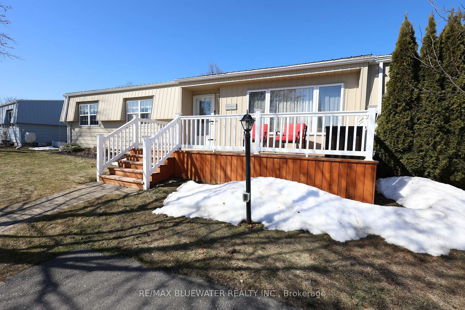 Photo 4 of 383 Augusta Crescent, South Huron, Stephen — HOMEH
