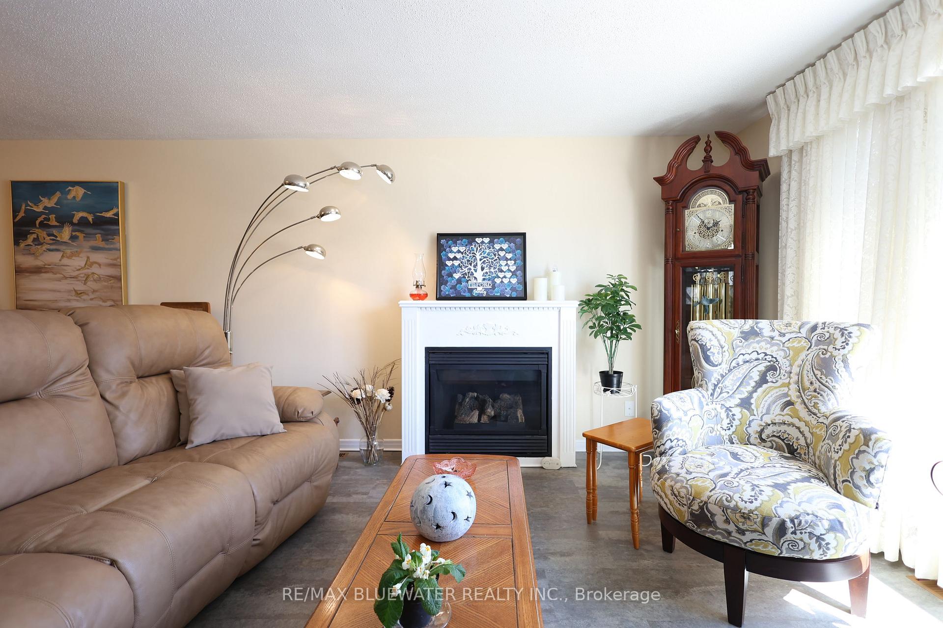 Photo 10 of 383 Augusta Crescent, South Huron, Stephen — HOMEH