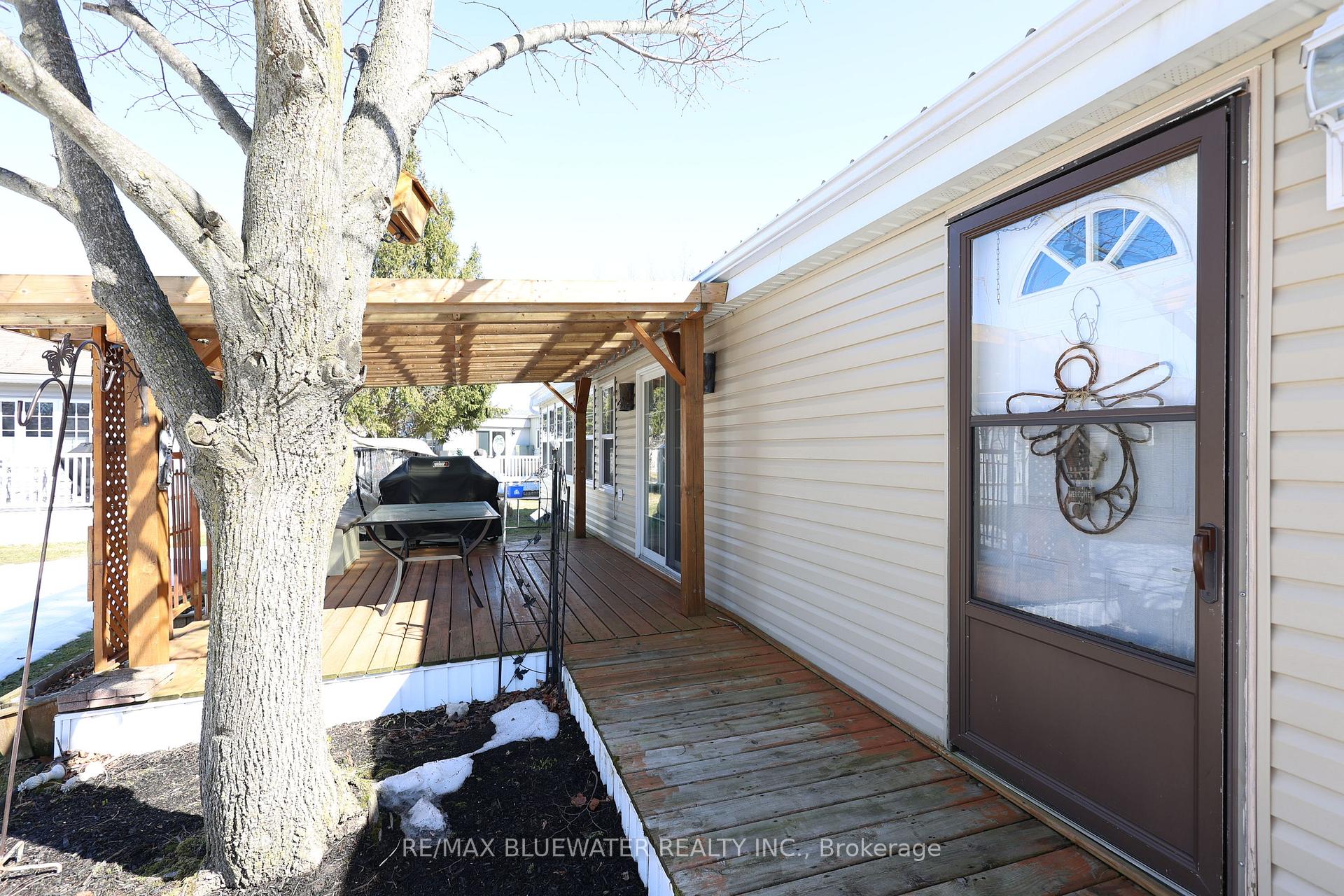 Photo 40 of 383 Augusta Crescent, South Huron, Stephen — HOMEH