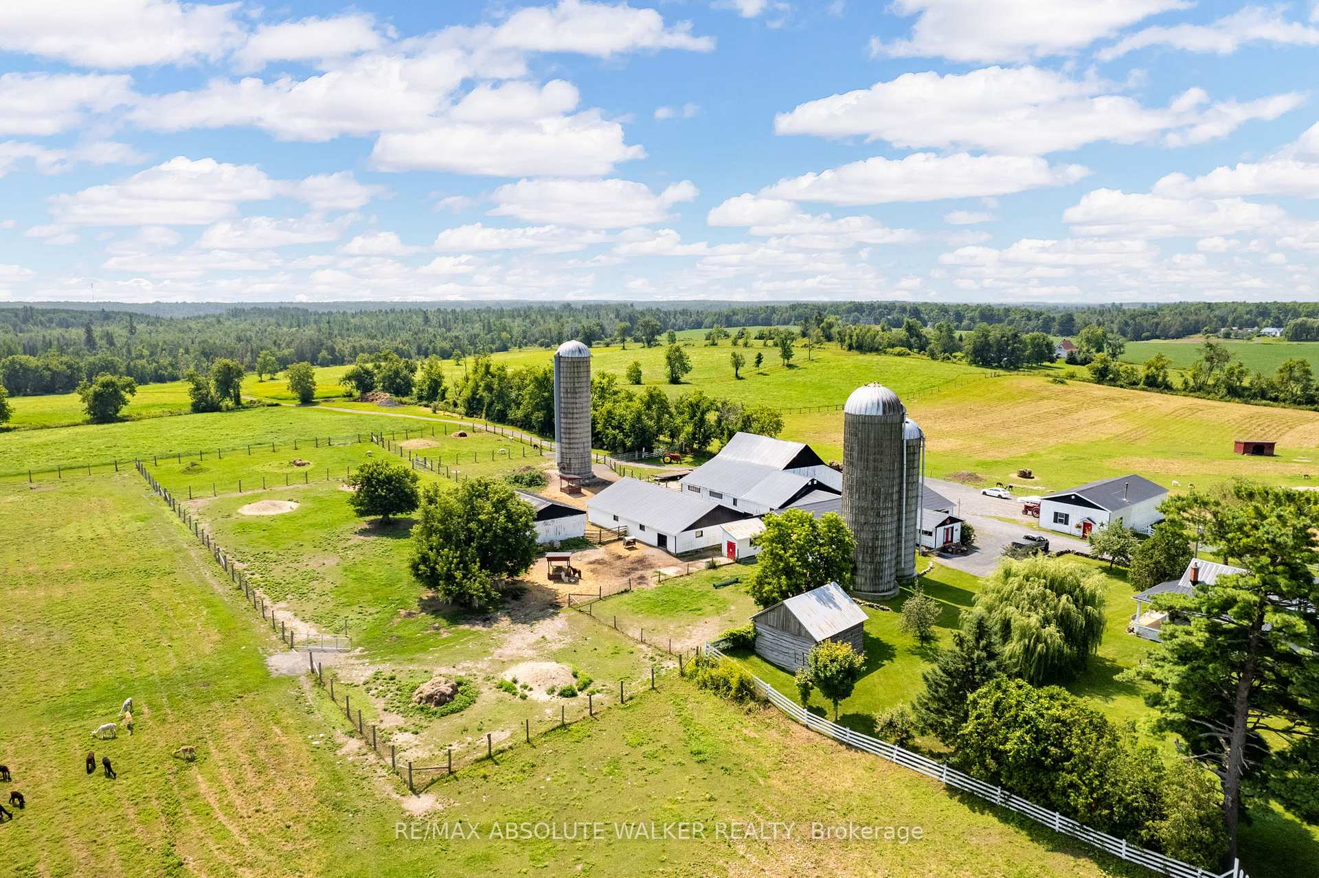 Photo 8 of 19152 County 25 Road, South Glengarry, South Glengarry (Charlottenburgh) Twp — HOMEH