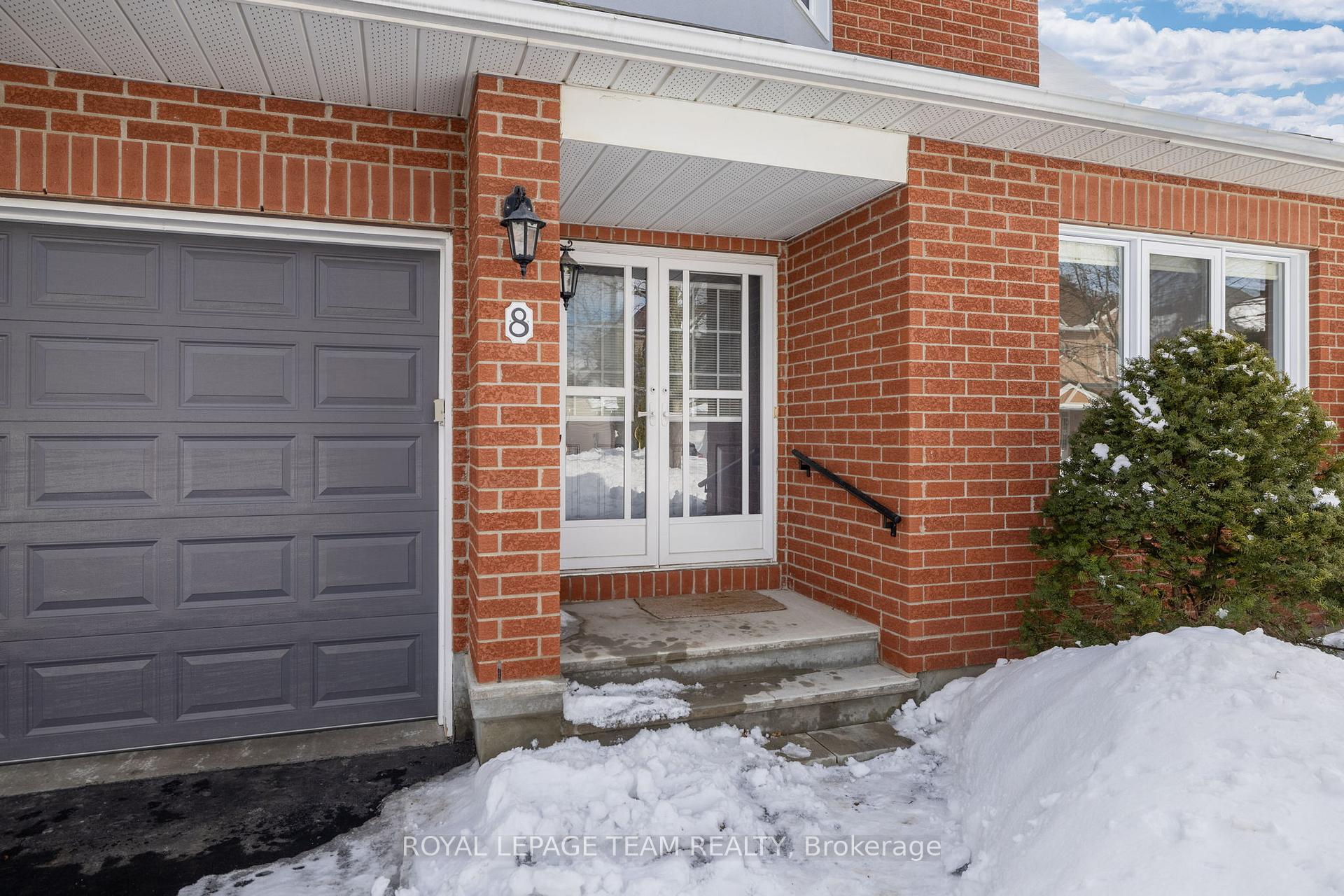 Photo 5 of 8 Bridlegate Place, Ottawa, Craig Henry/Woodvale — HOMEH