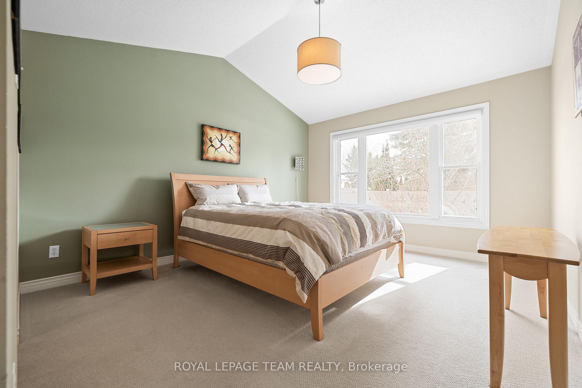 Photo 16 of 8 Bridlegate Place, Ottawa, Craig Henry/Woodvale — HOMEH