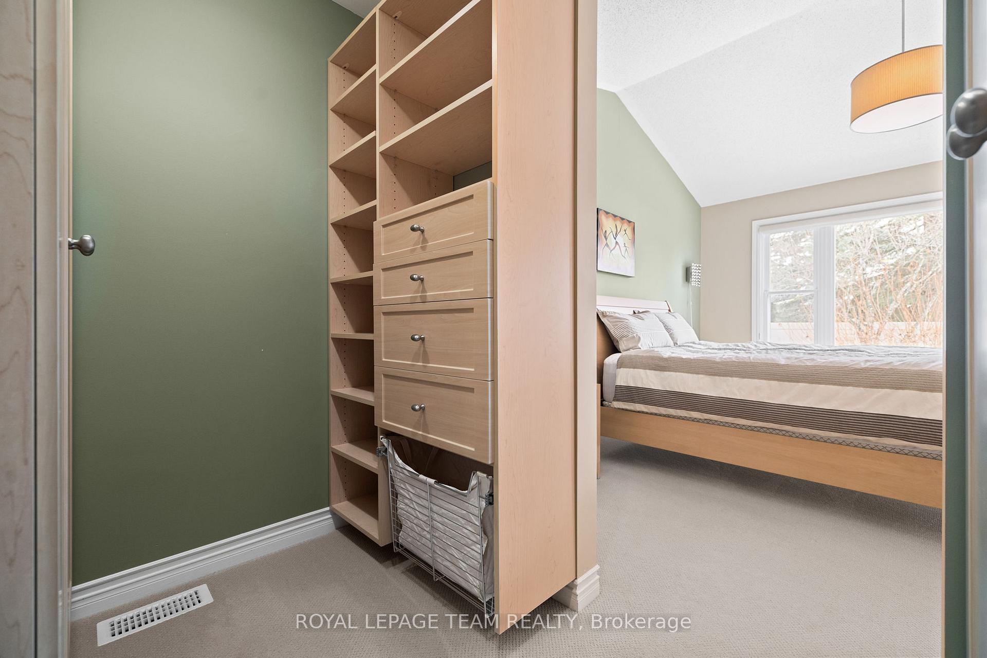 Photo 18 of 8 Bridlegate Place, Ottawa, Craig Henry/Woodvale — HOMEH