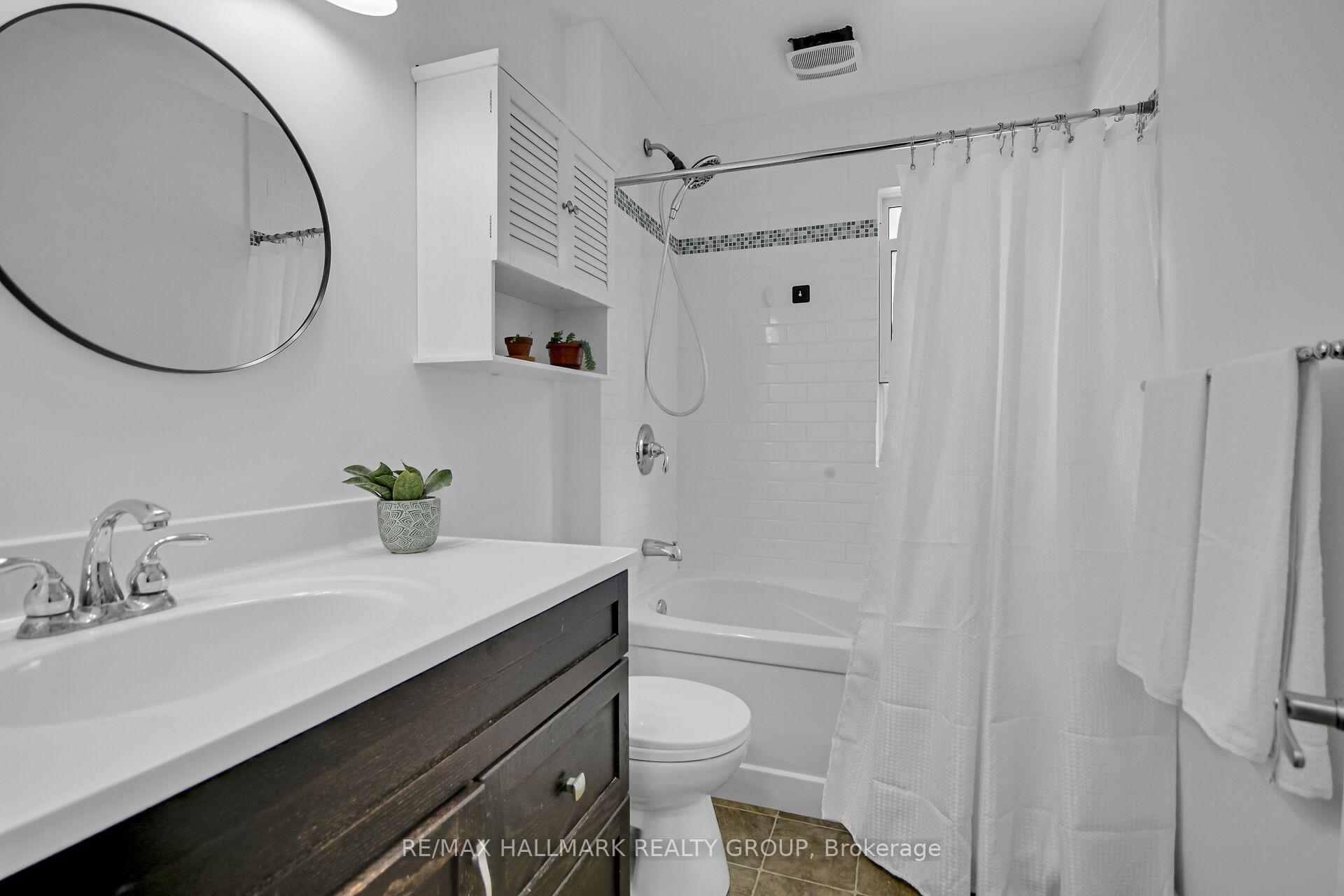 Photo 16 of 39 Beech Street, Smiths Falls — HOMEH