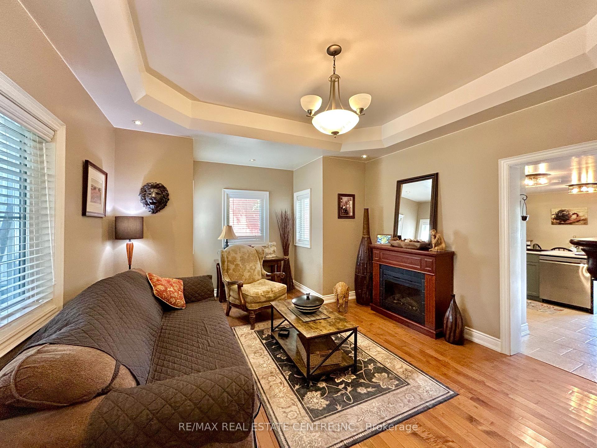 Photo 9 of 234 Main St Street E, Shelburne — HOMEH