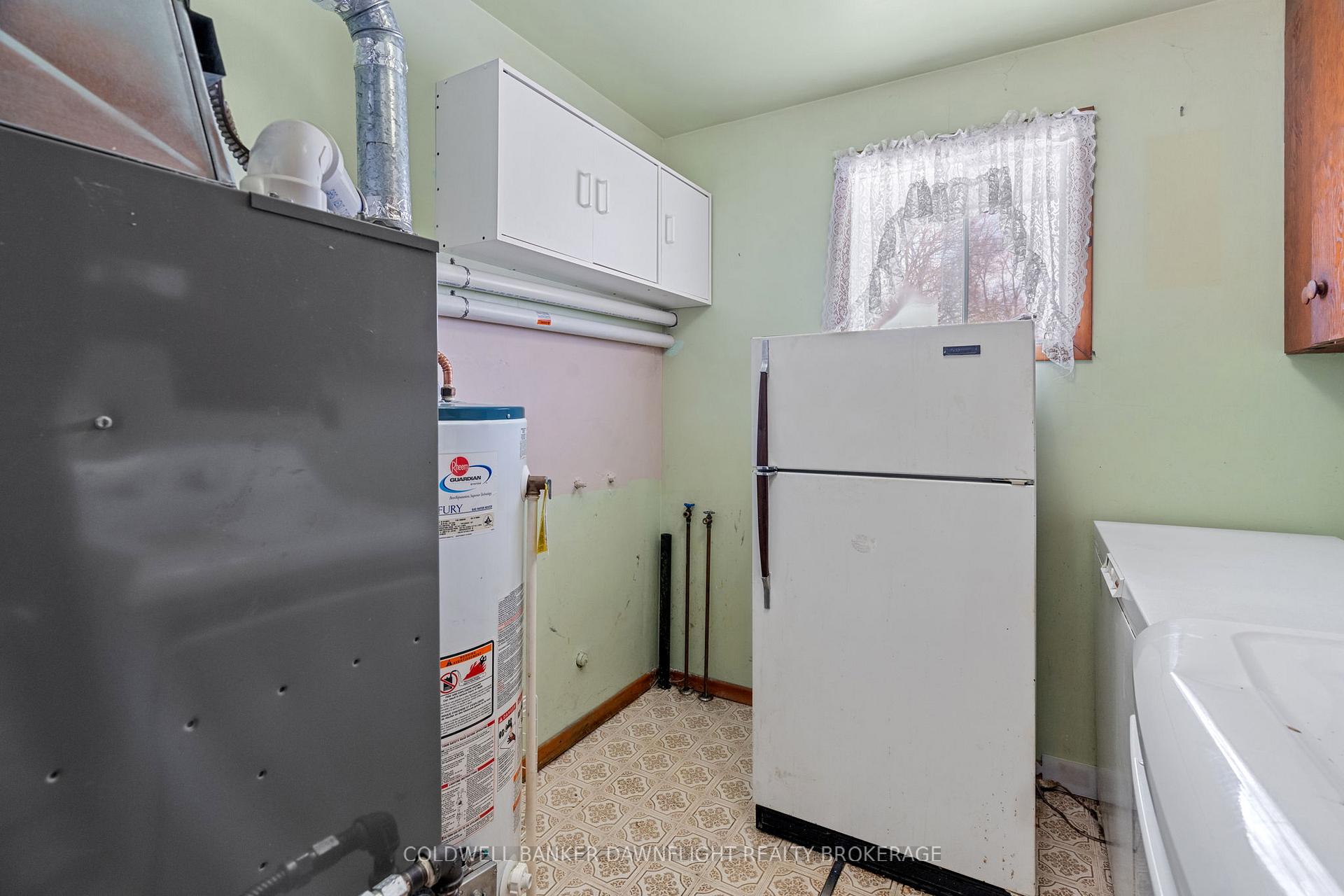 Photo 15 of 121 Victoria Street W, South Huron, Exeter — HOMEH
