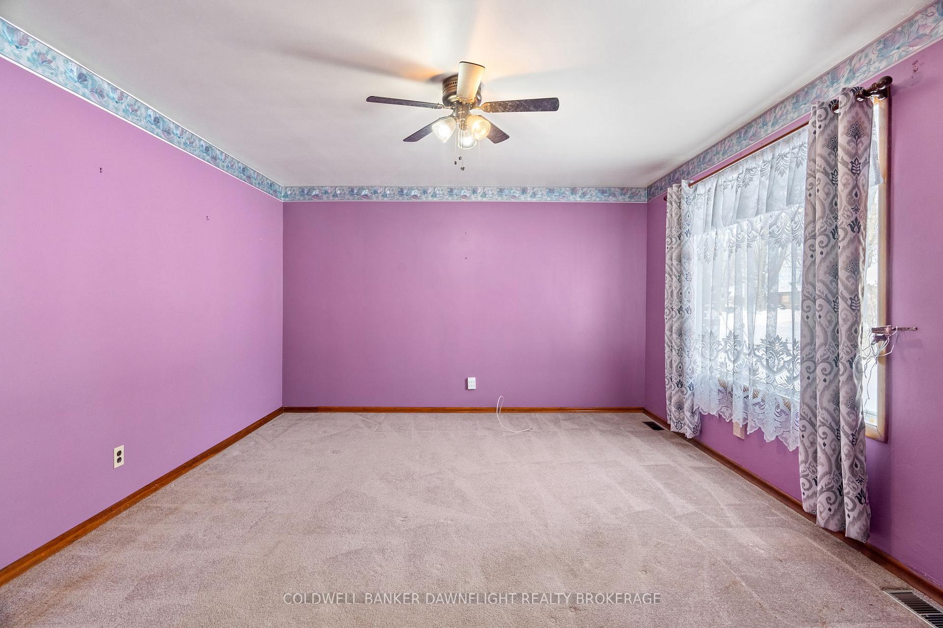 Photo 21 of 121 Victoria Street W, South Huron, Exeter — HOMEH