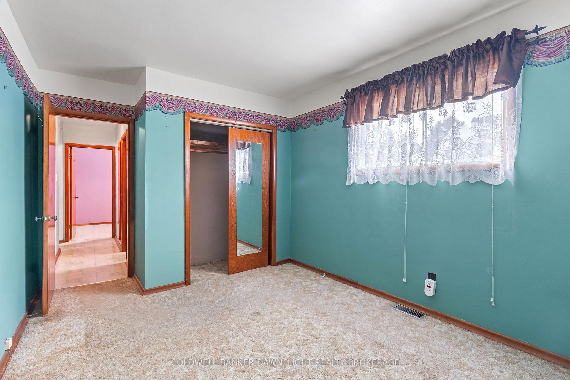 Photo 33 of 121 Victoria Street W, South Huron, Exeter — HOMEH