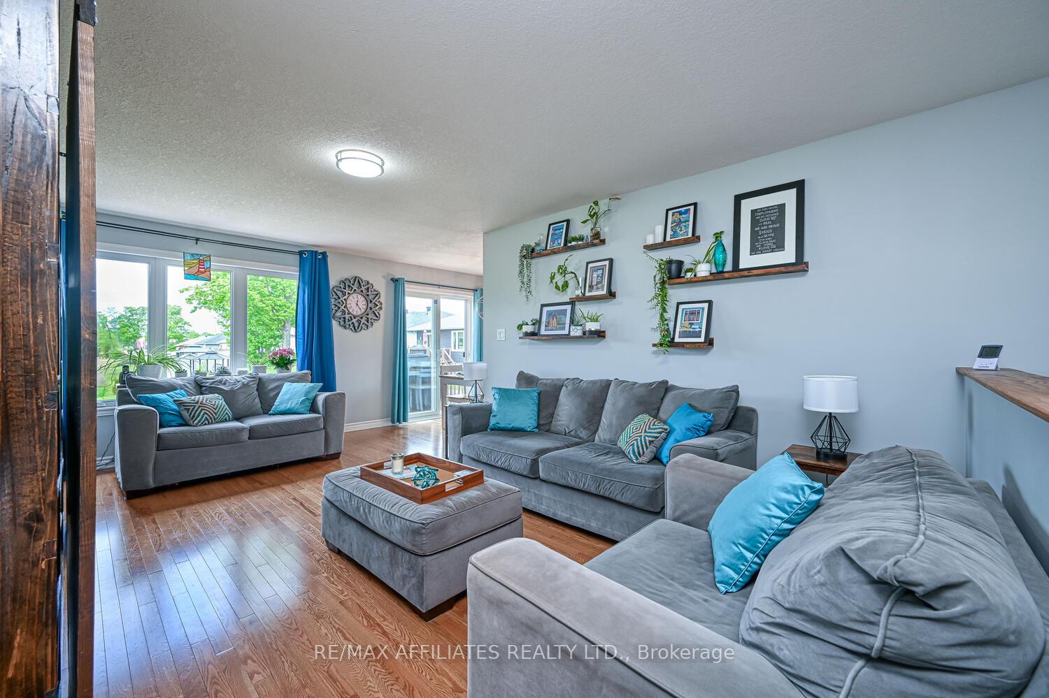 Photo 4 of 225 Wood Avenue, Smiths Falls — HOMEH