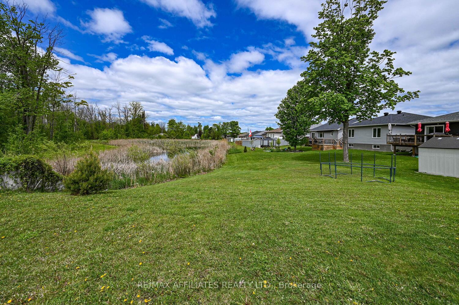 Photo 34 of 225 Wood Avenue, Smiths Falls — HOMEH