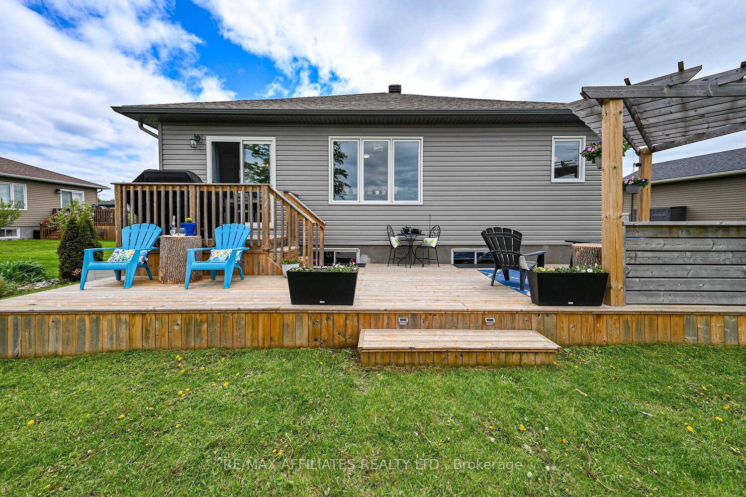 Photo 39 of 225 Wood Avenue, Smiths Falls — HOMEH