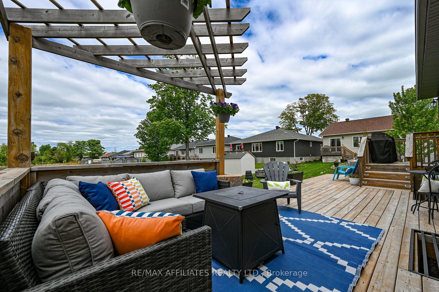Photo 43 of 225 Wood Avenue, Smiths Falls — HOMEH