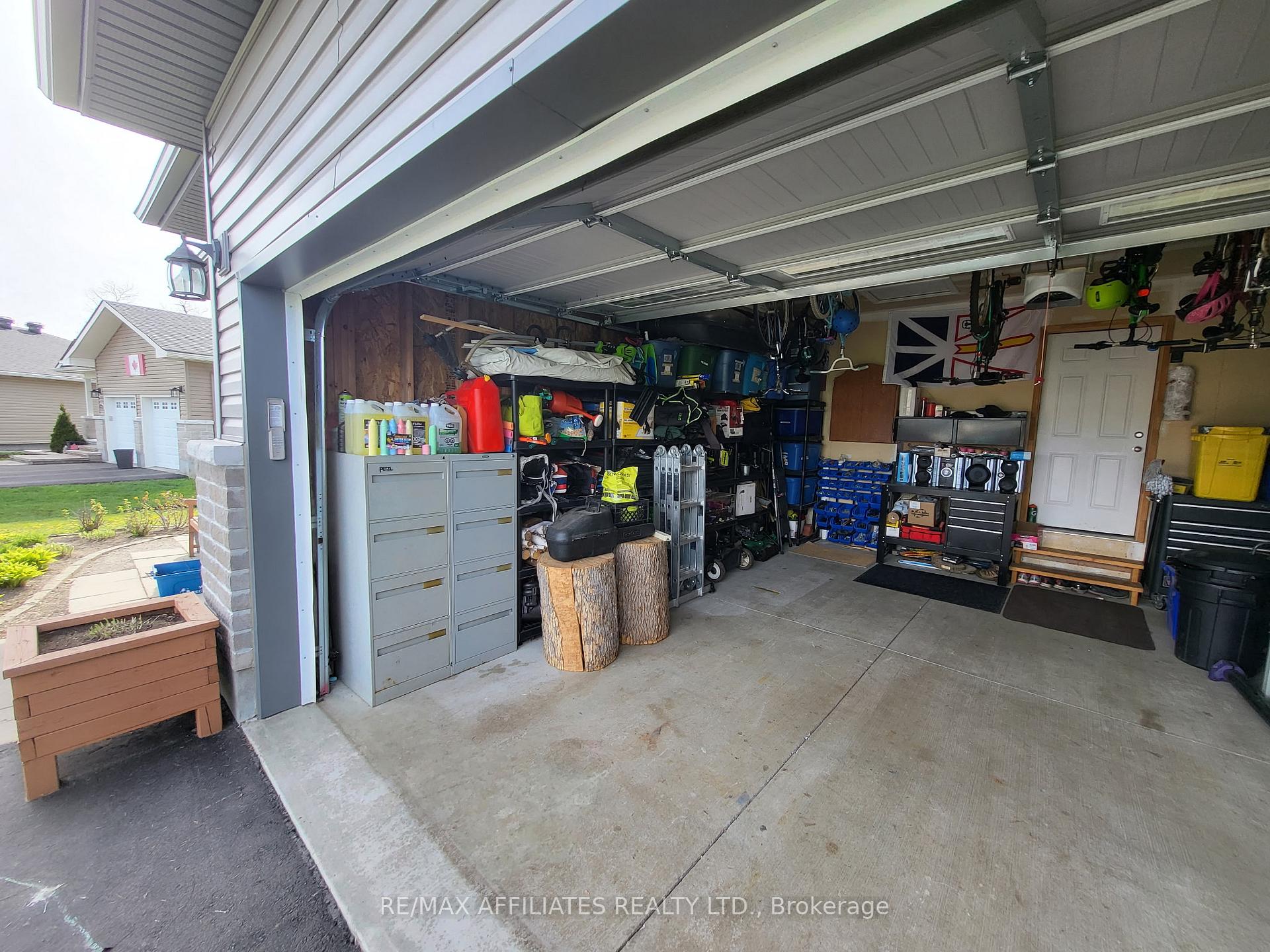 Photo 45 of 225 Wood Avenue, Smiths Falls — HOMEH