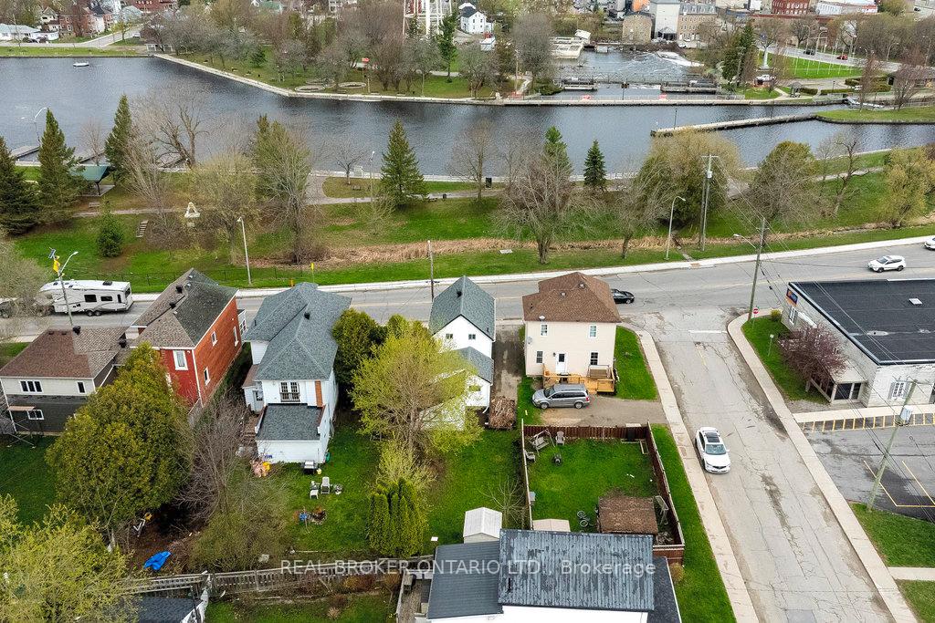 Photo 23 of 9 Lombard Street, Smiths Falls — HOMEH