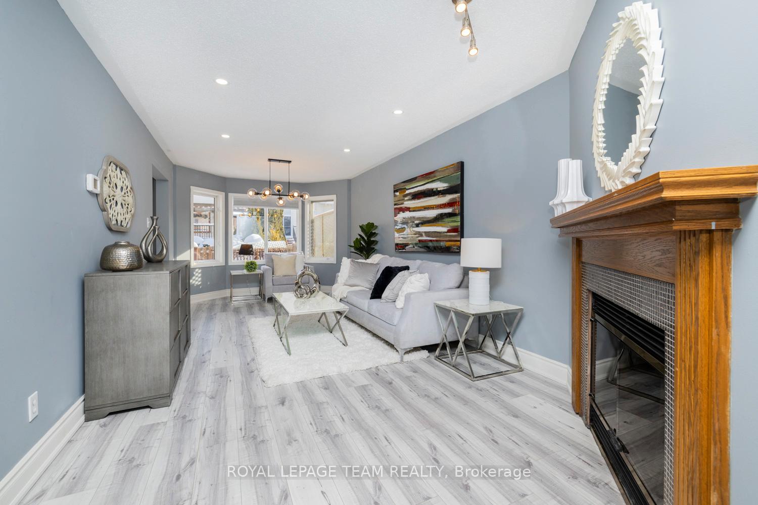 Photo 7 of 116 Thornbury Crescent, Ottawa, Centrepointe — HOMEH