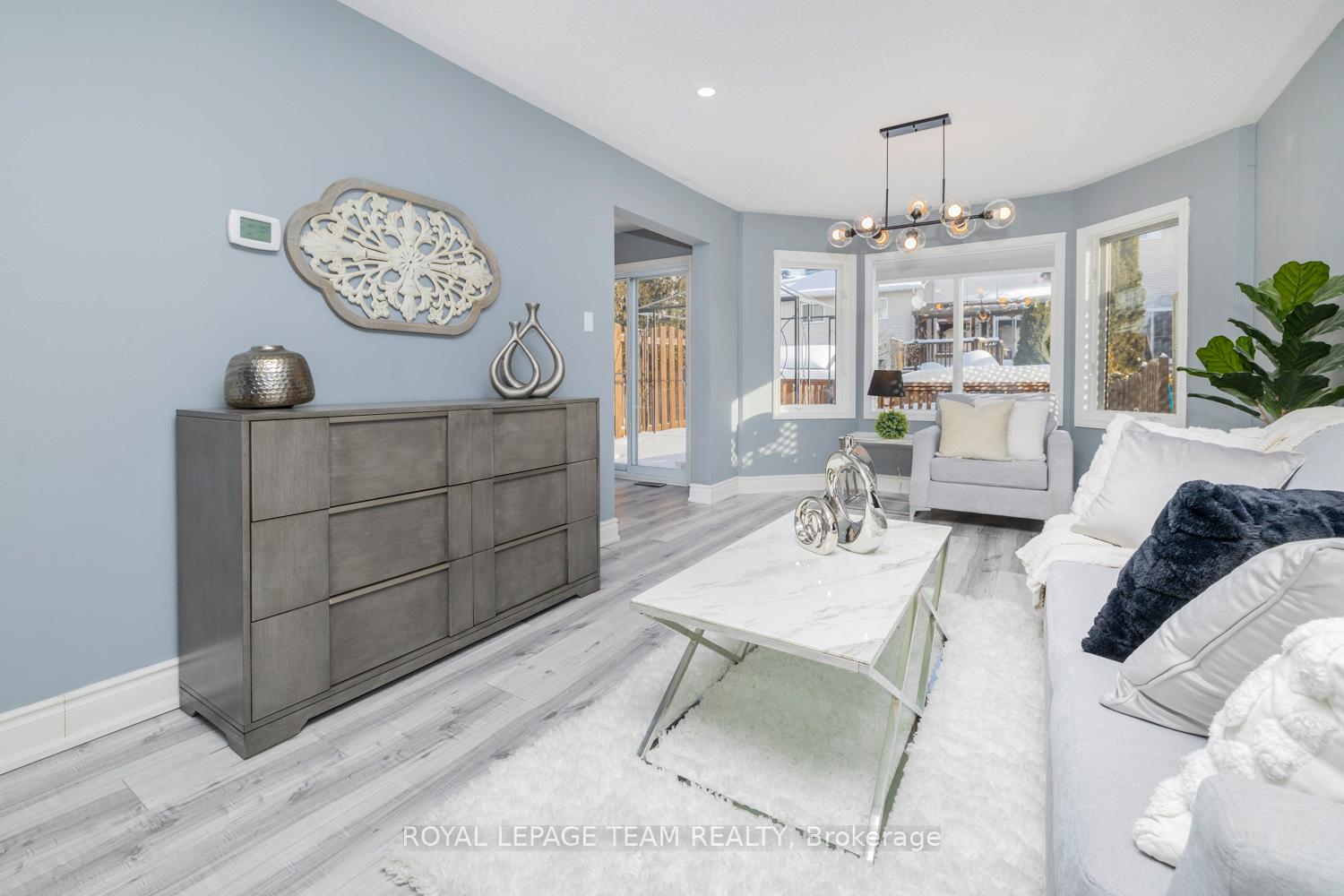Photo 9 of 116 Thornbury Crescent, Ottawa, Centrepointe — HOMEH