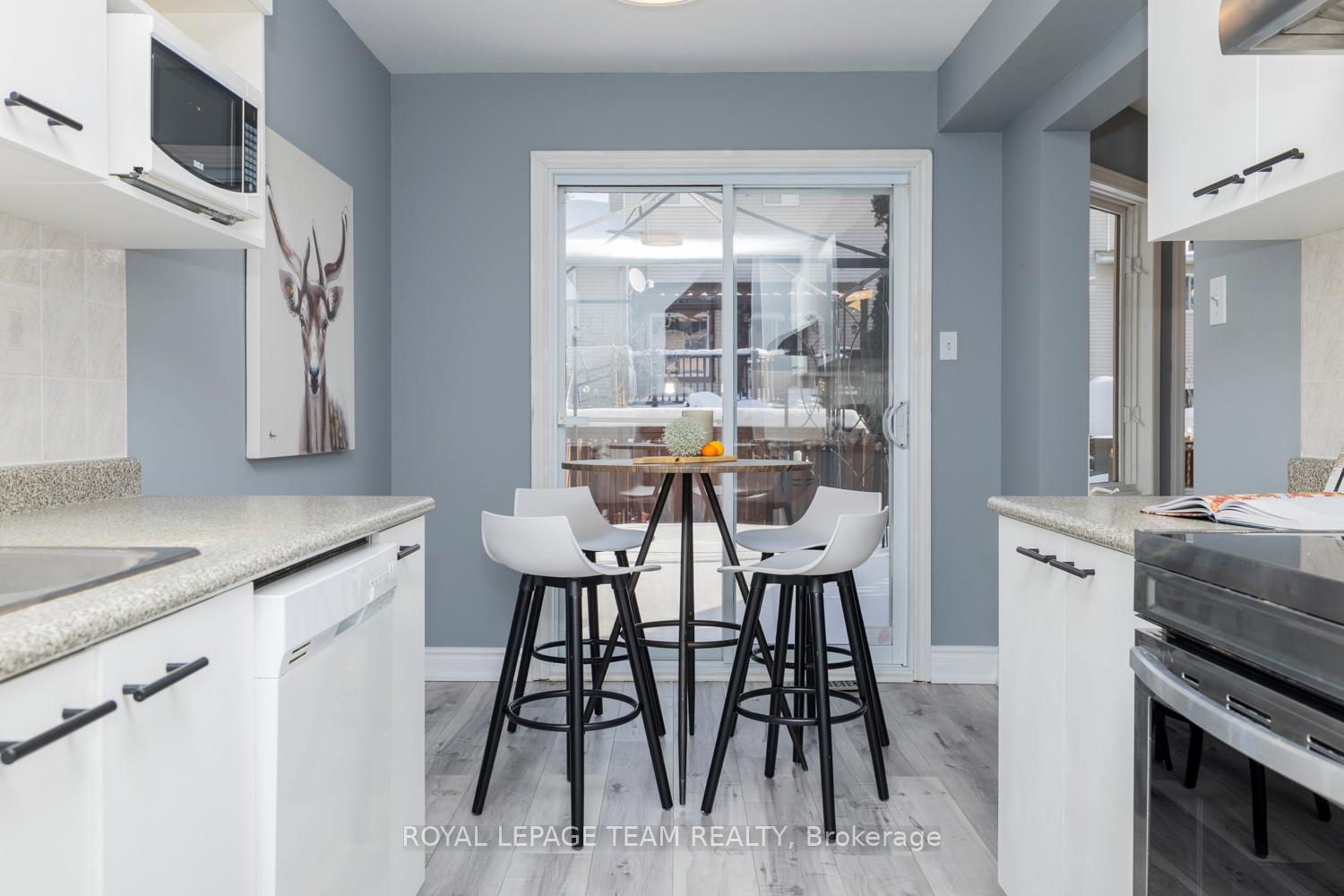 Photo 22 of 116 Thornbury Crescent, Ottawa, Centrepointe — HOMEH