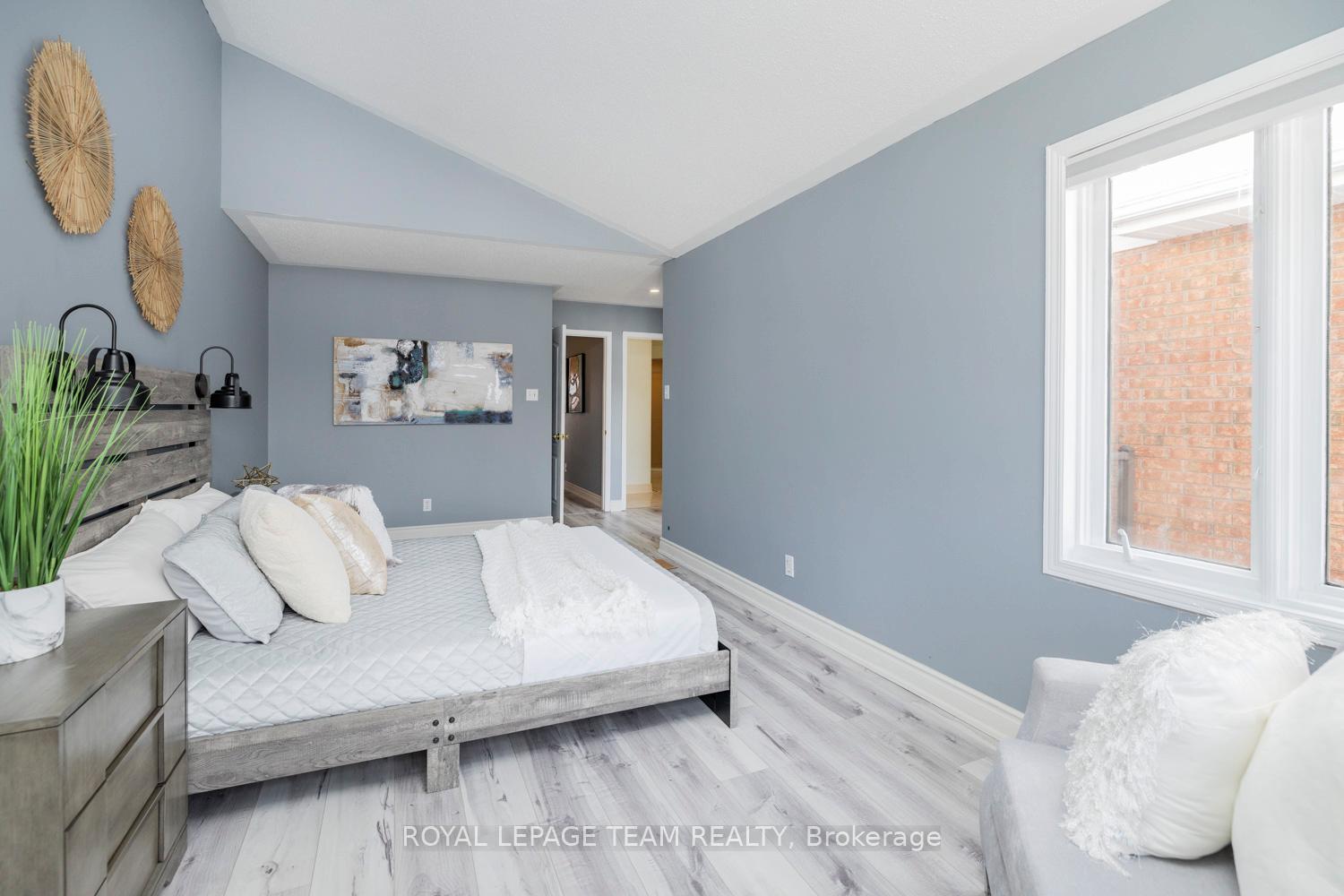 Photo 30 of 116 Thornbury Crescent, Ottawa, Centrepointe — HOMEH