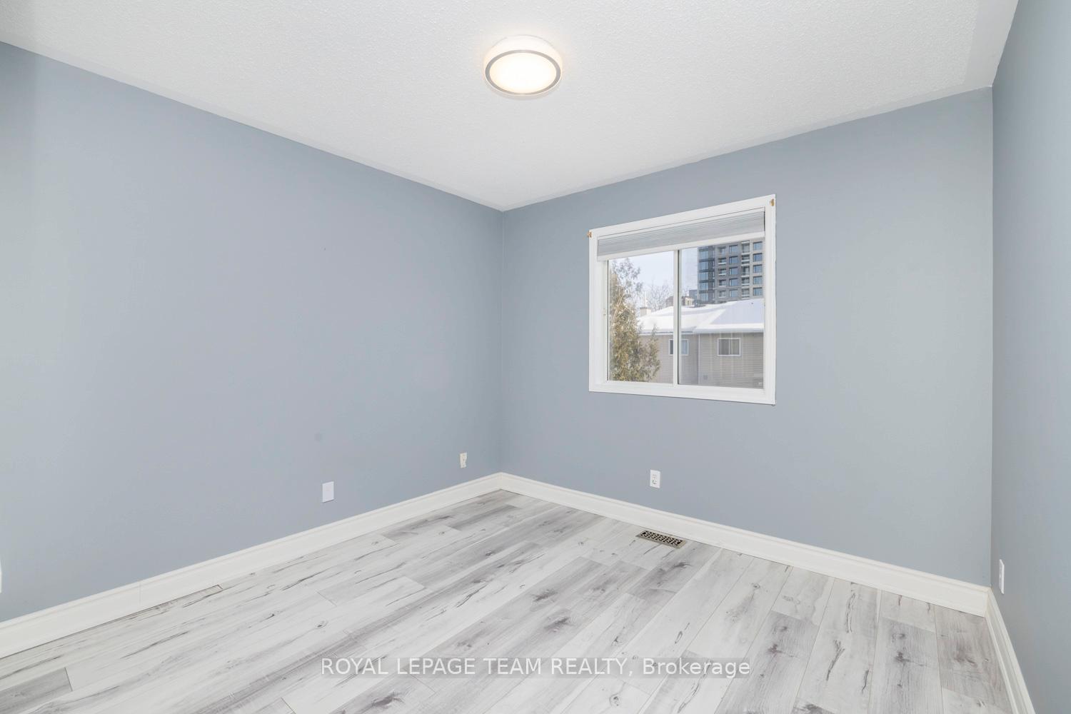 Photo 37 of 116 Thornbury Crescent, Ottawa, Centrepointe — HOMEH