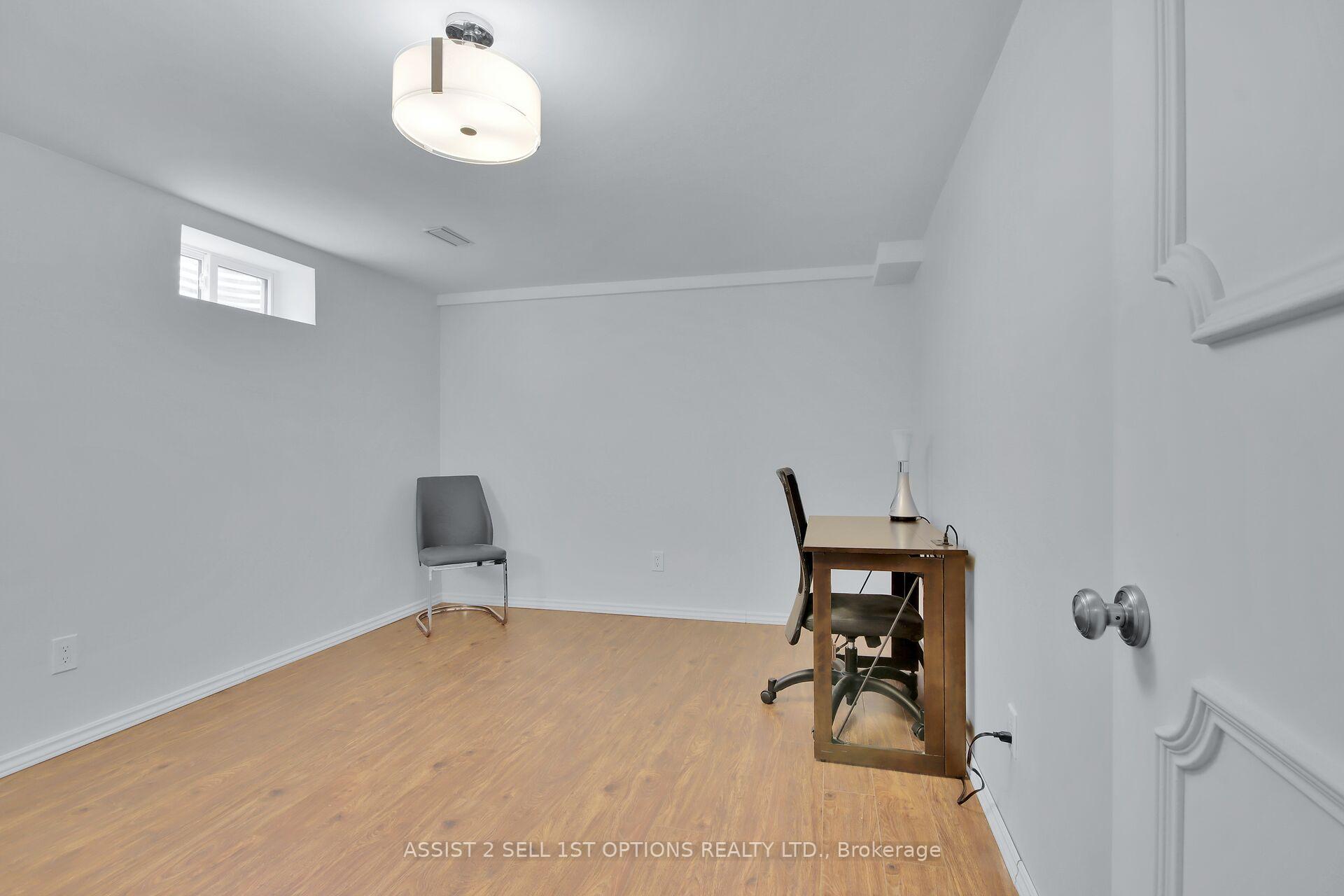 Photo 26 of 60 Shoreham Avenue, Ottawa, Craig Henry/Woodvale — HOMEH