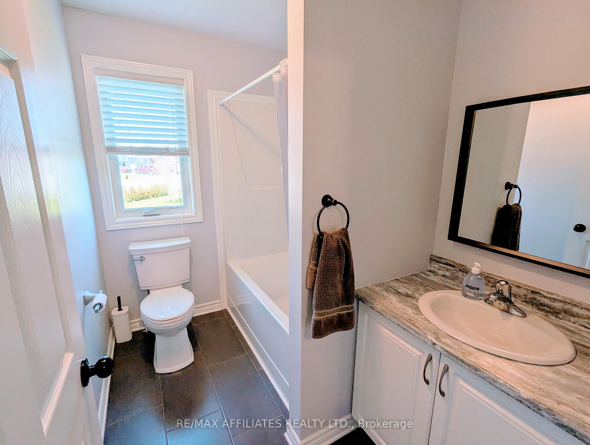 Photo 27 of 228 Wood Avenue, Smiths Falls — HOMEH
