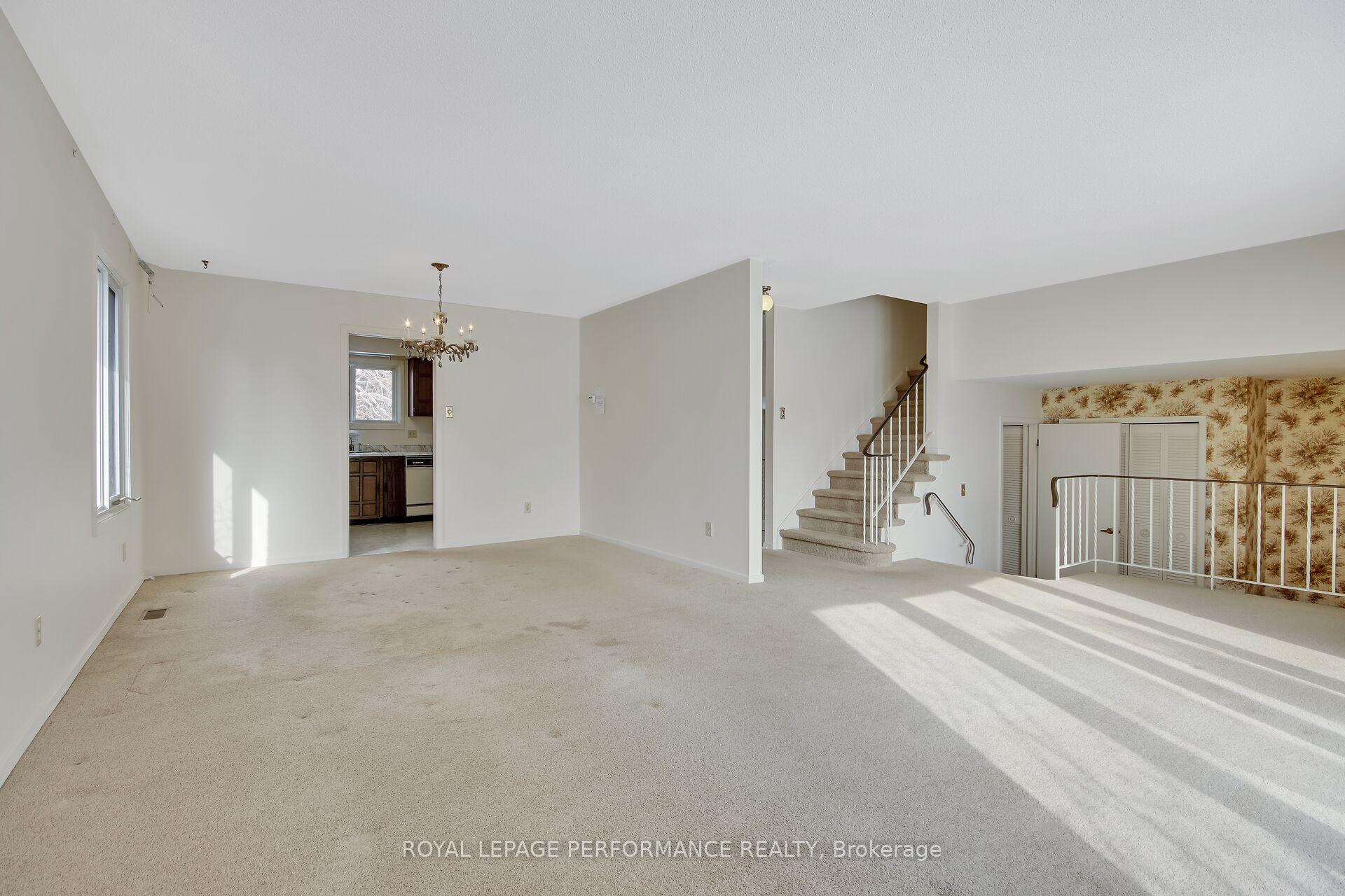 Photo 7 of 21 Nancy Avenue, Ottawa, Sheahan Estates/Trend Village — HOMEH