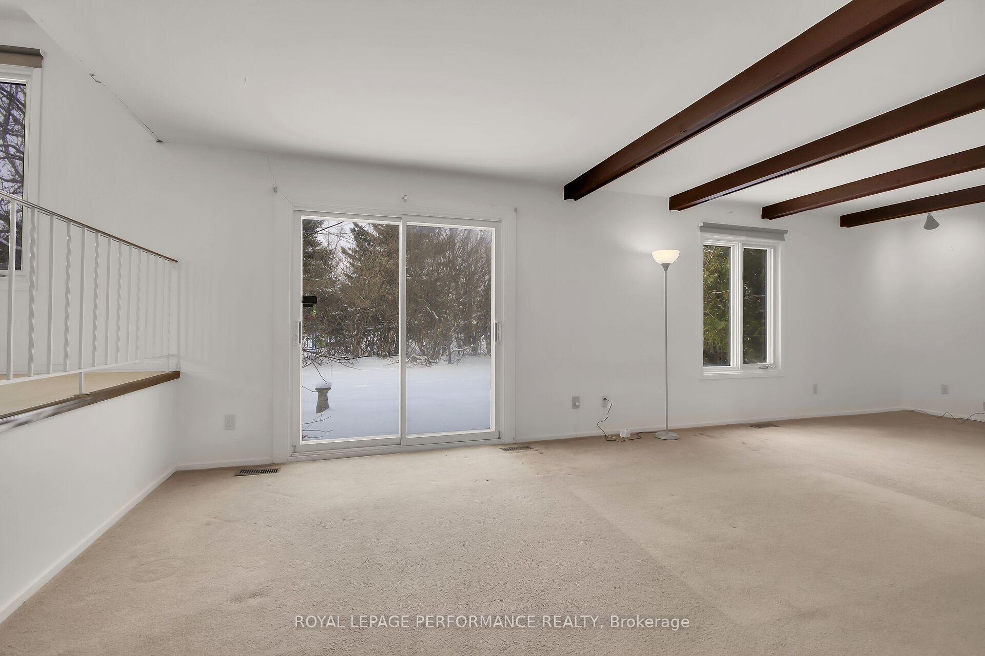 Photo 15 of 21 Nancy Avenue, Ottawa, Sheahan Estates/Trend Village — HOMEH