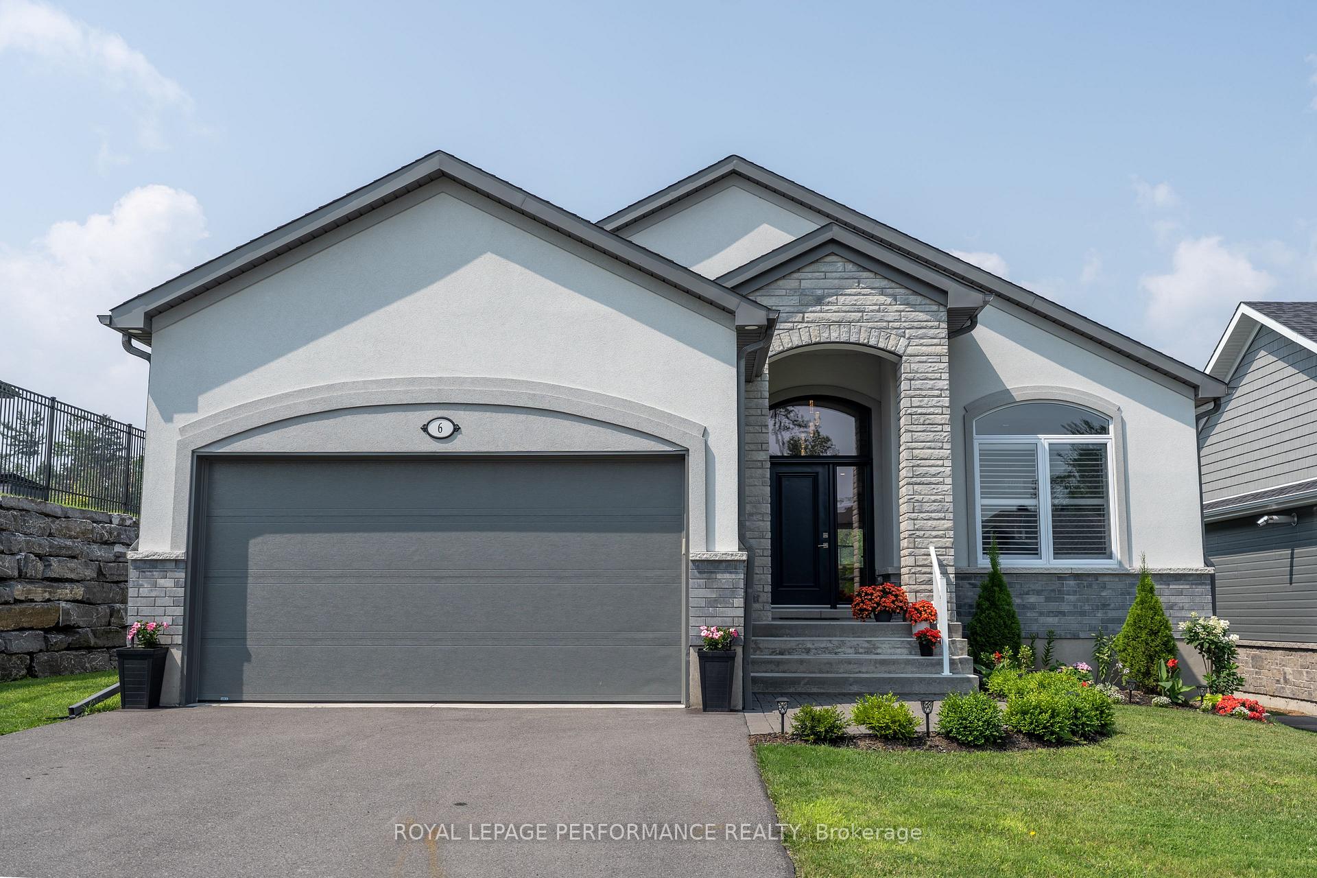 Front of 6 Matthew Kieran Crescent