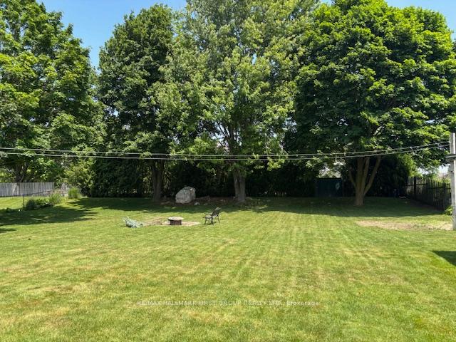 Photo 5 of 11 Riverview Drive, Scugog, Port Perry — HOMEH