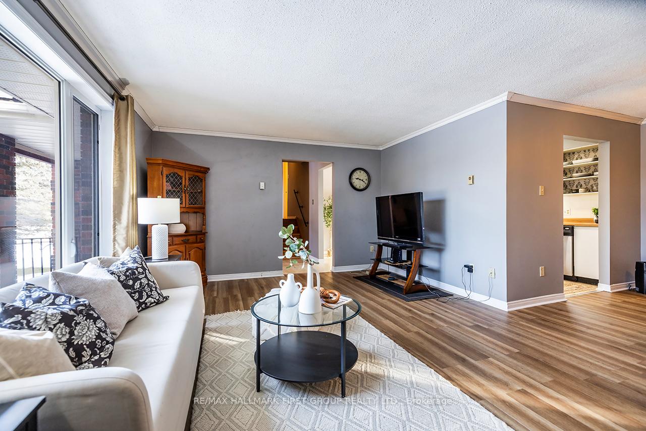 Photo 13 of 11 Riverview Drive, Scugog, Port Perry — HOMEH
