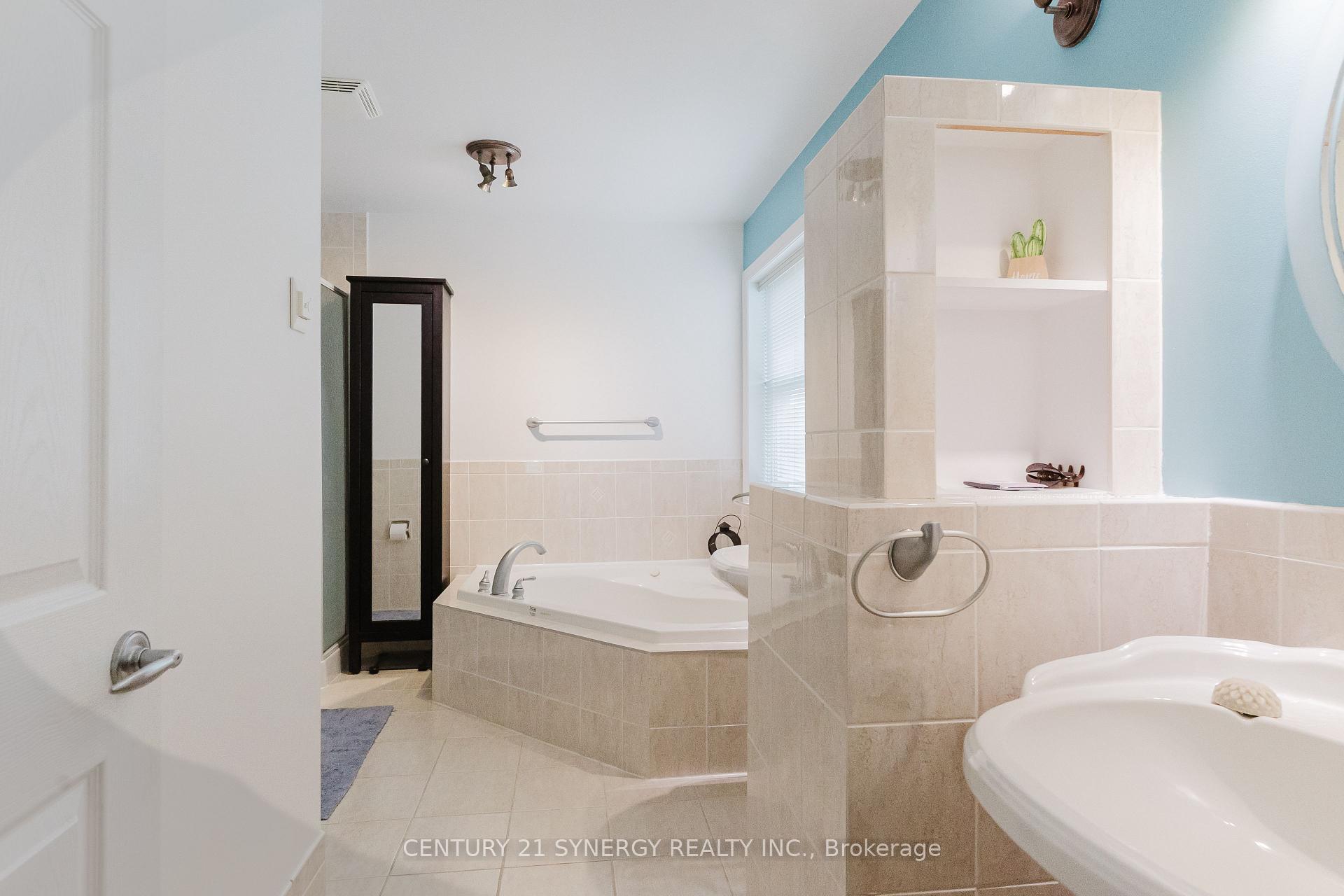 Photo 23 of 113 Merrick Street, Smiths Falls — HOMEH