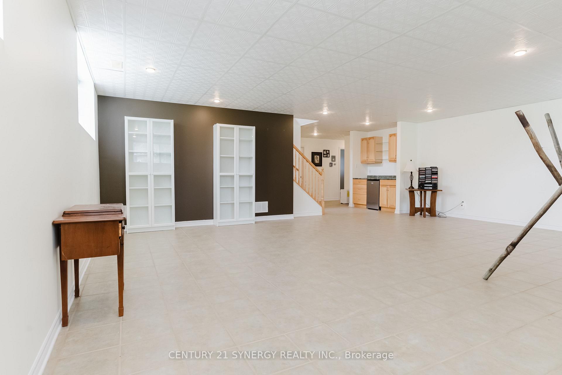 Photo 37 of 113 Merrick Street, Smiths Falls — HOMEH