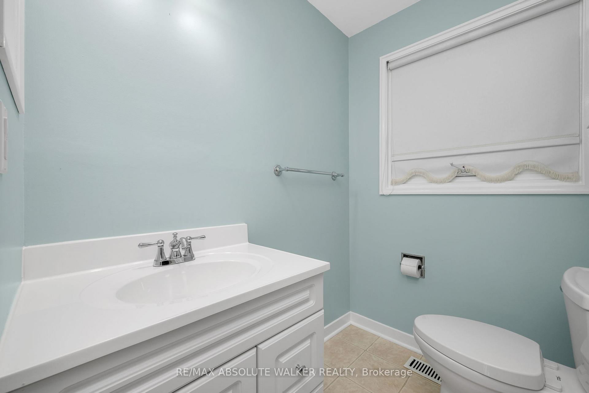 Photo 16 of 56 Millford Avenue, Ottawa, Manordale — HOMEH