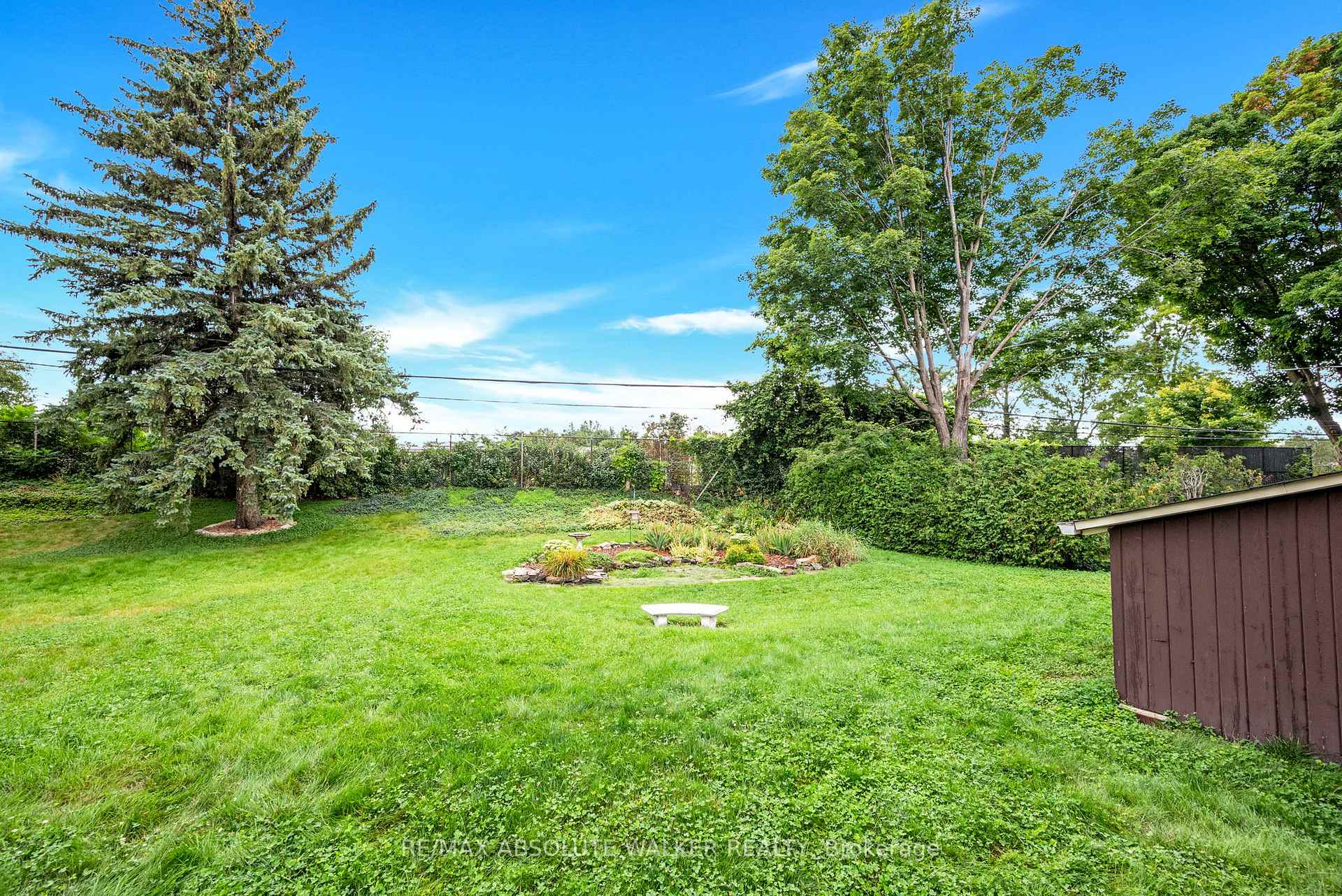Photo 31 of 56 Millford Avenue, Ottawa, Manordale — HOMEH