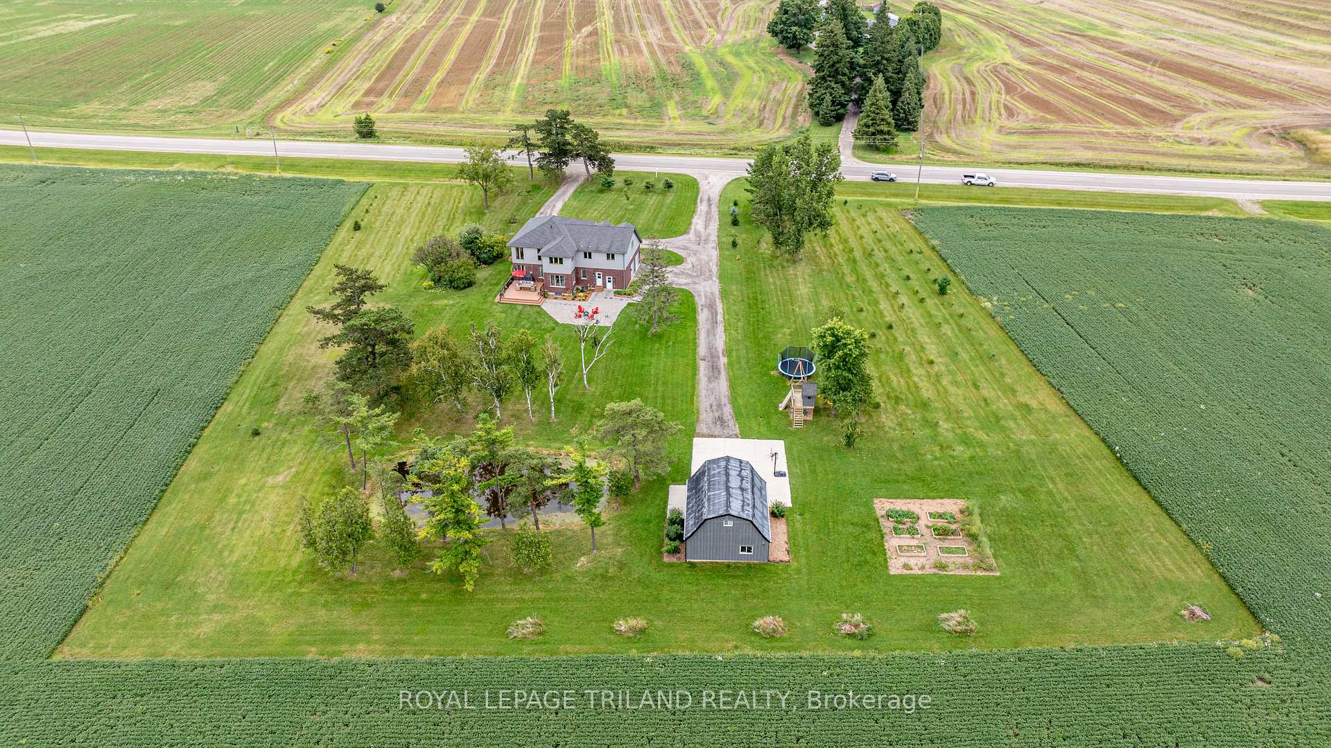 Photo 4 of 39564 Fingal Line, Southwold, Rural Southwold — HOMEH