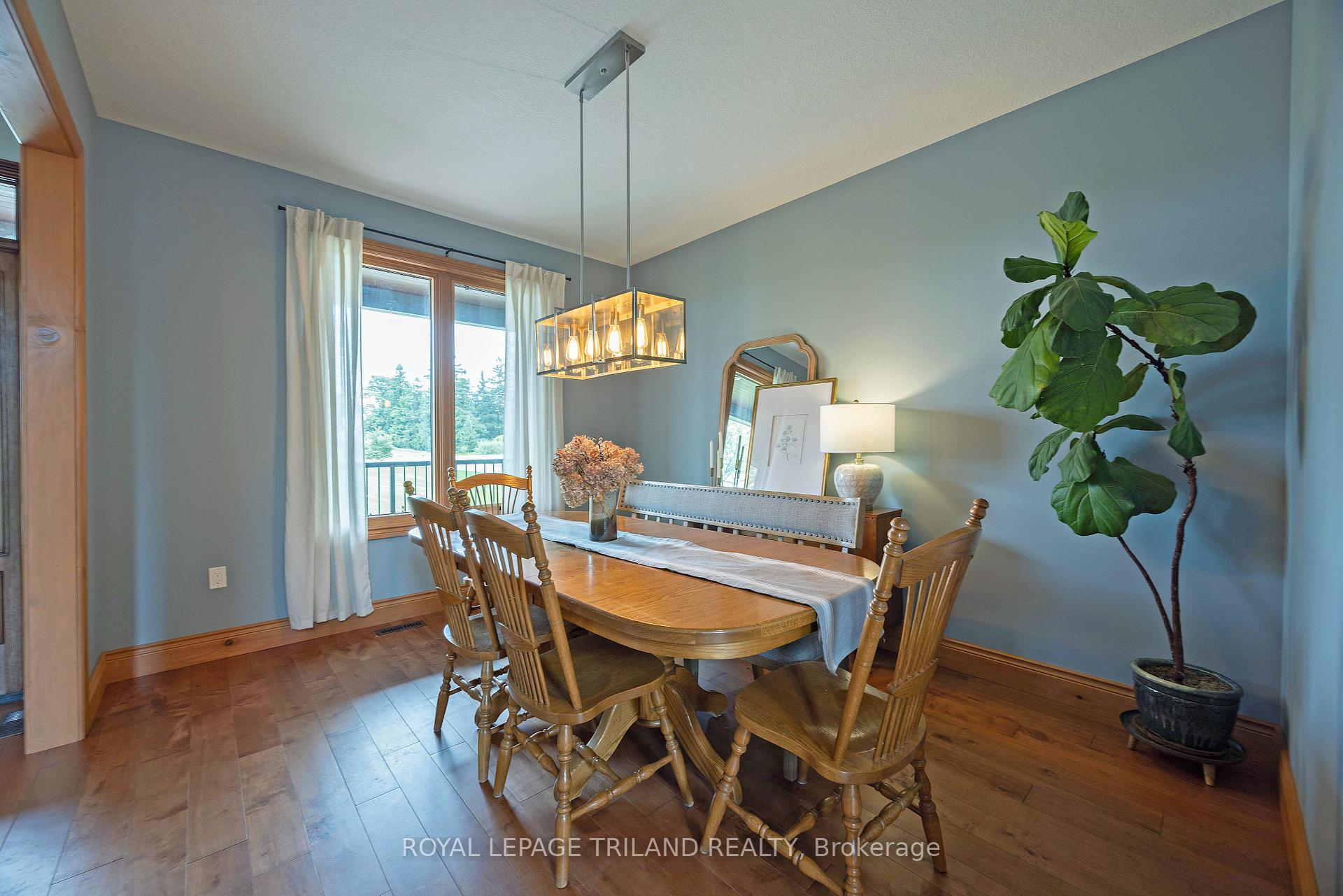 Photo 9 of 39564 Fingal Line, Southwold, Rural Southwold — HOMEH